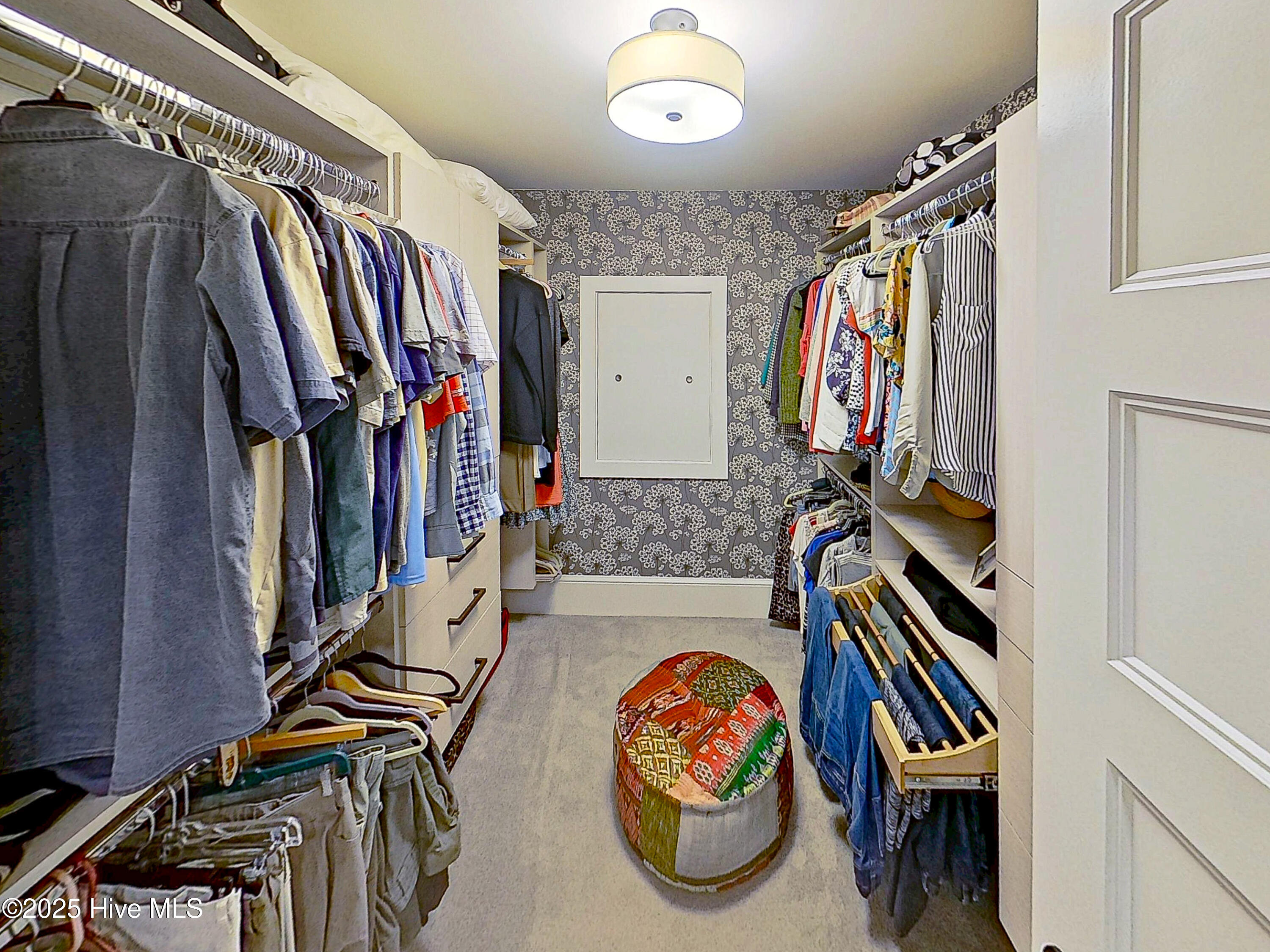 100522220 | Photo 55