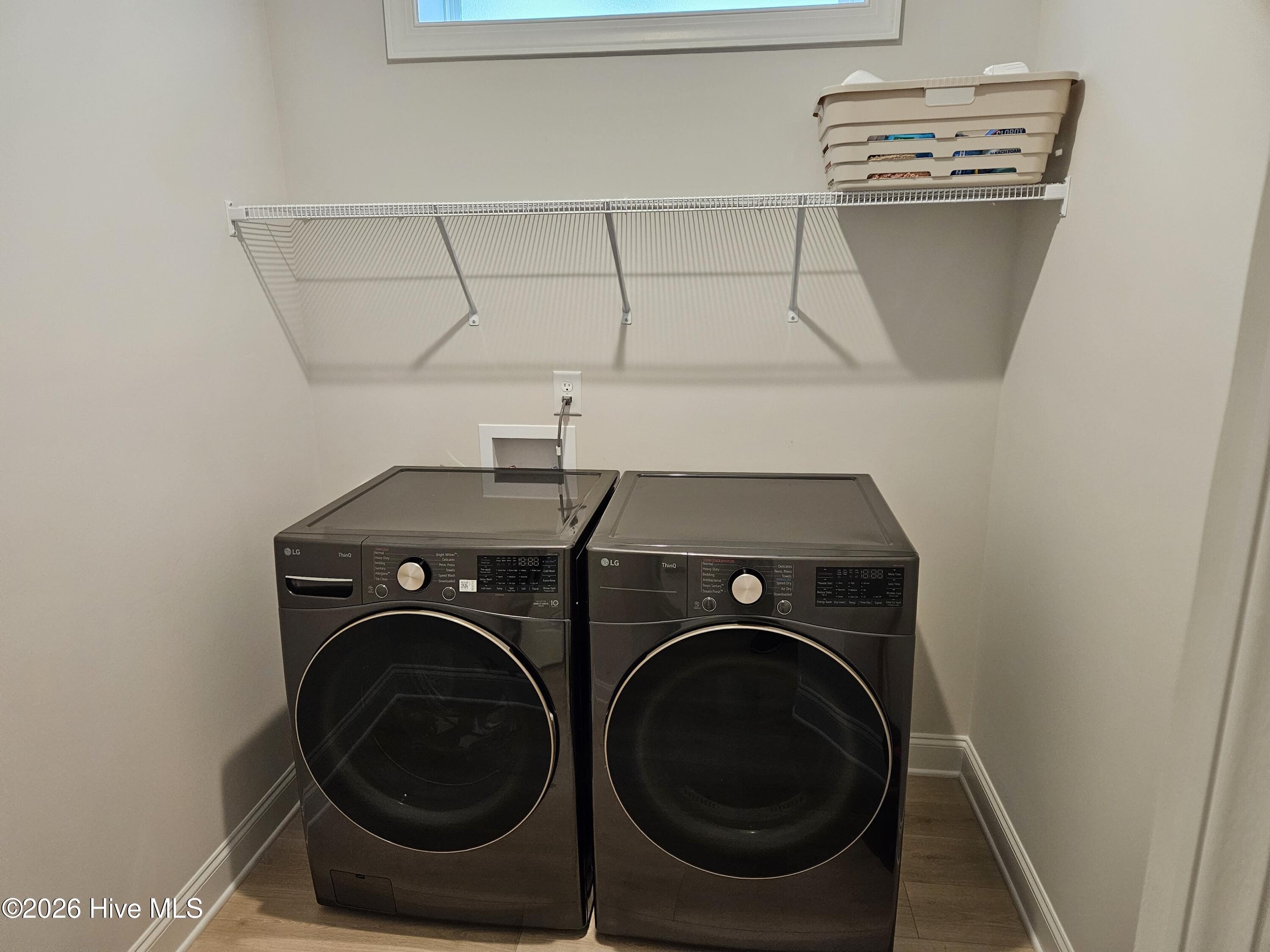 100569103 | Photo 15