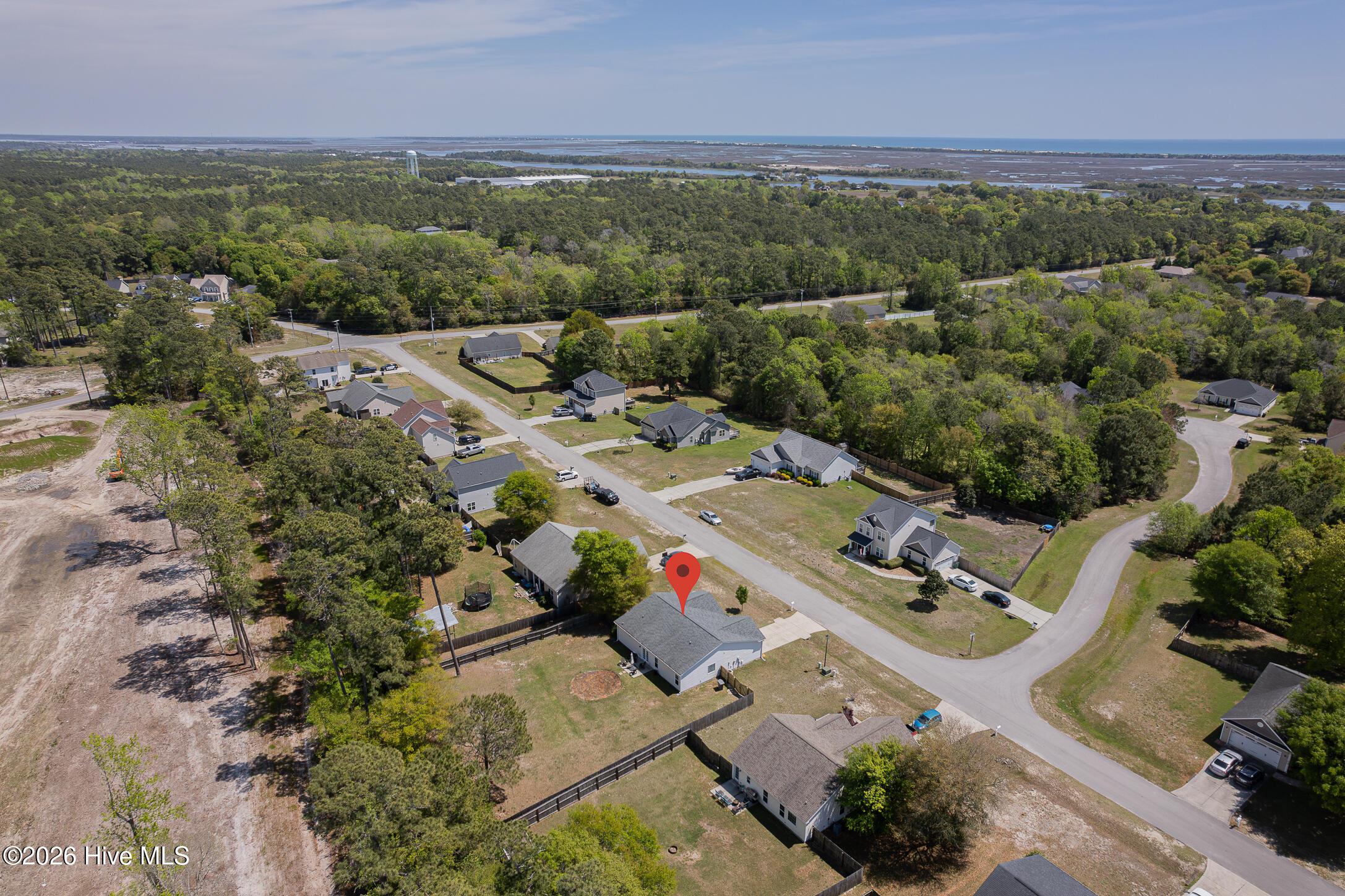 100566582 | Photo 47