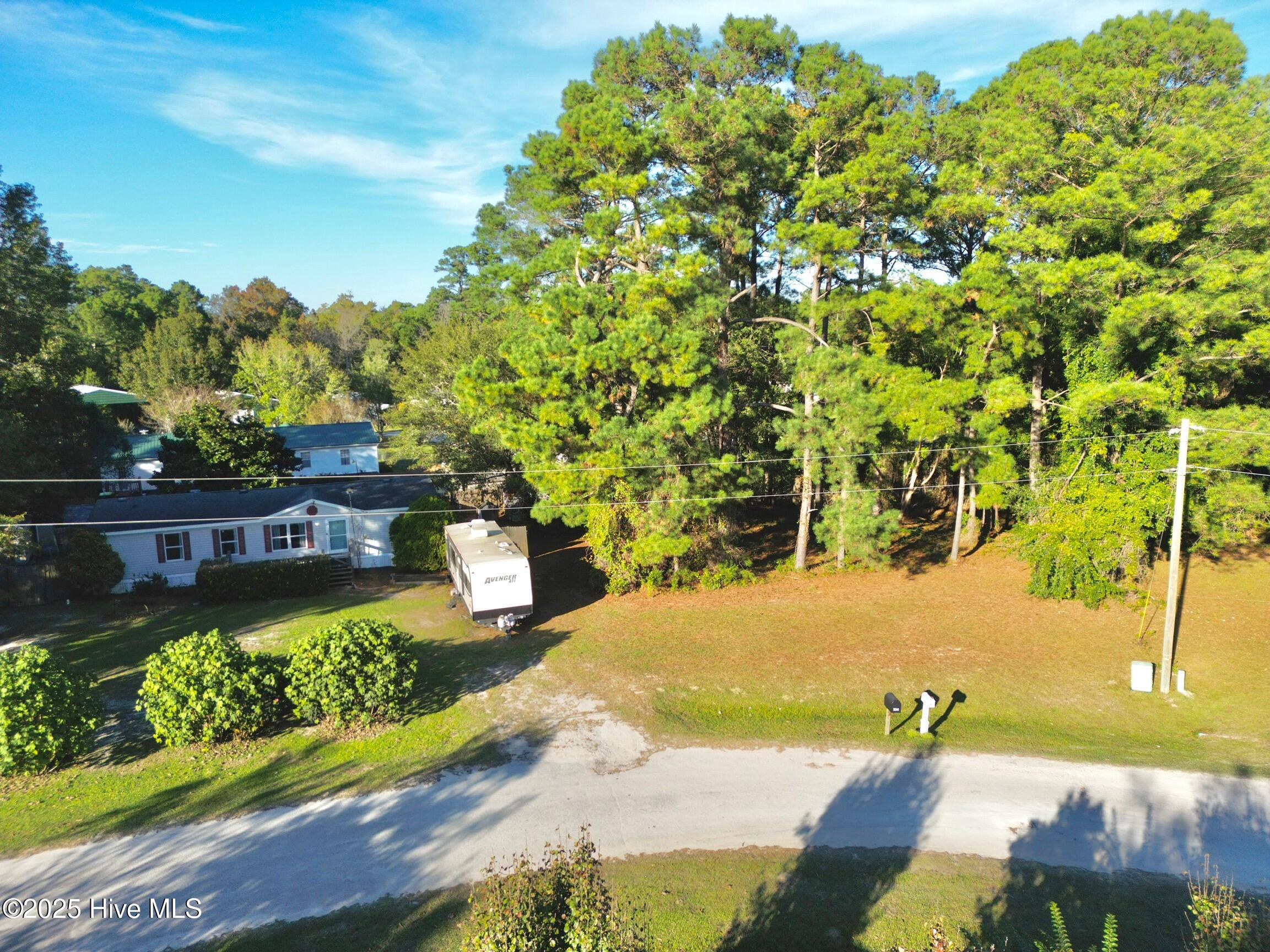 100537784 | Photo 23