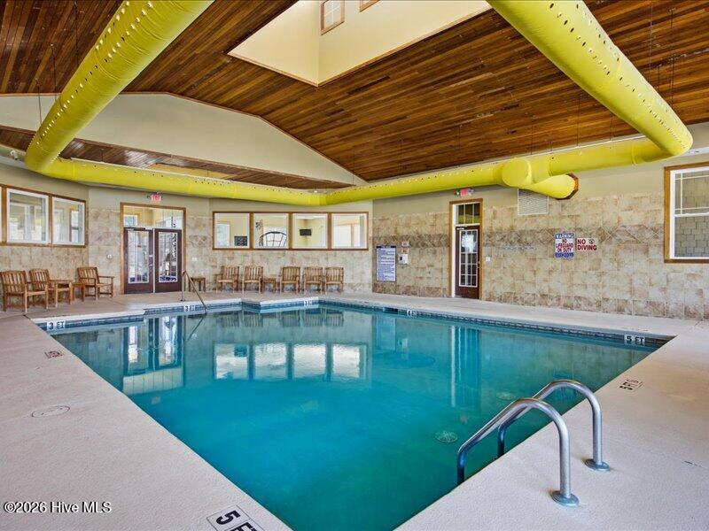 100549791 | Photo 35