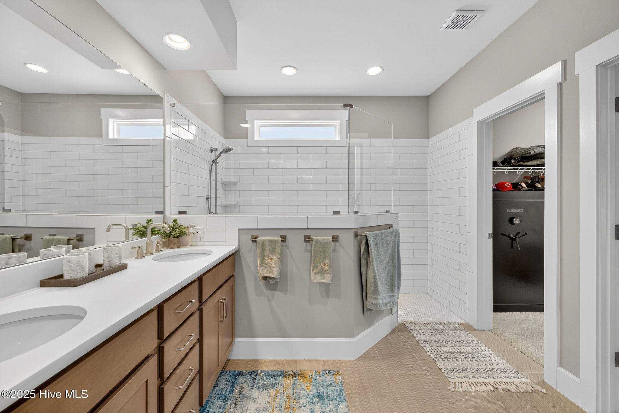 447 Beaumont Oaks Drive, Wilmington, NC 28411 – photo 16: Primary Bath.2 - 447 Beaumont