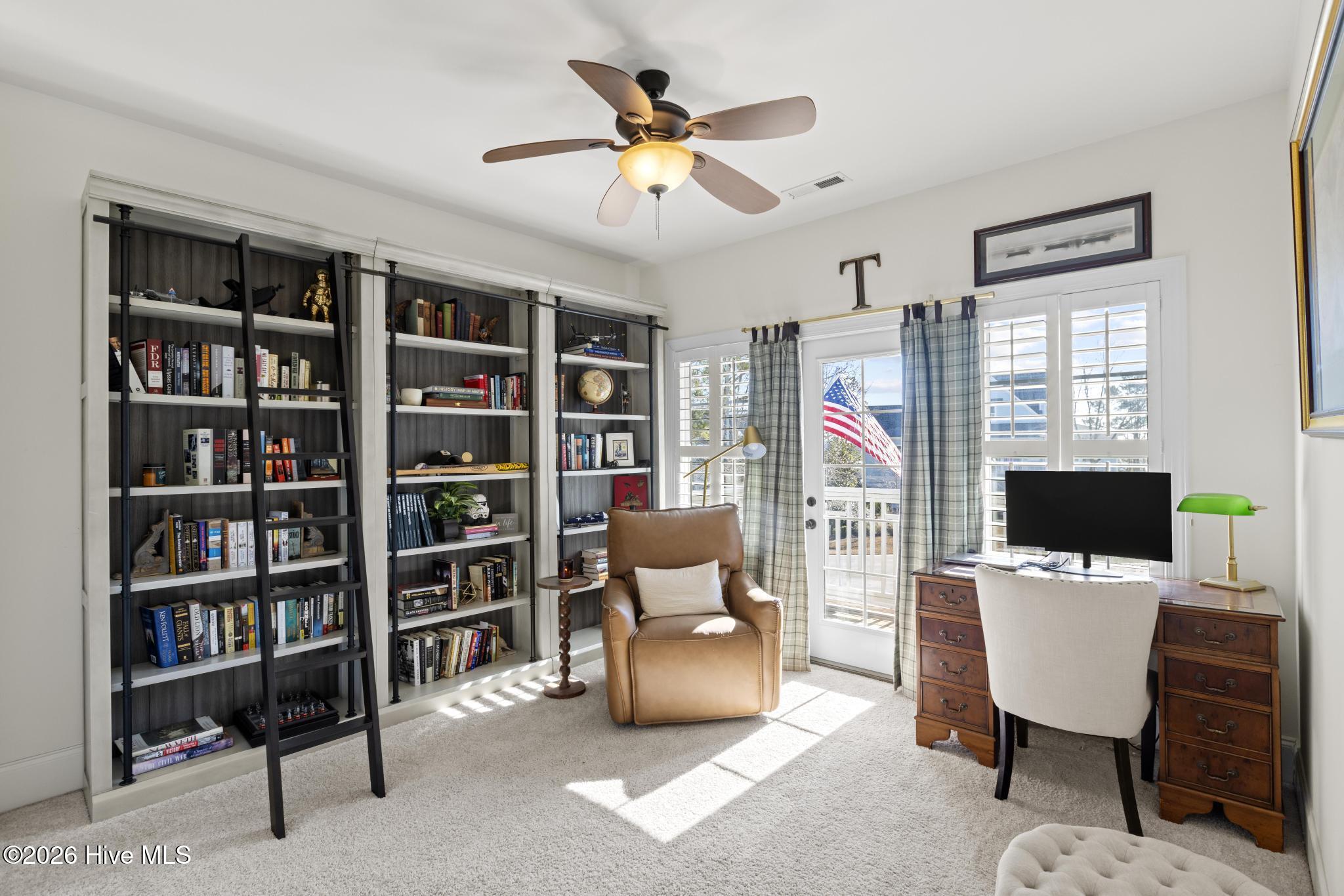 100555770 | Photo 37