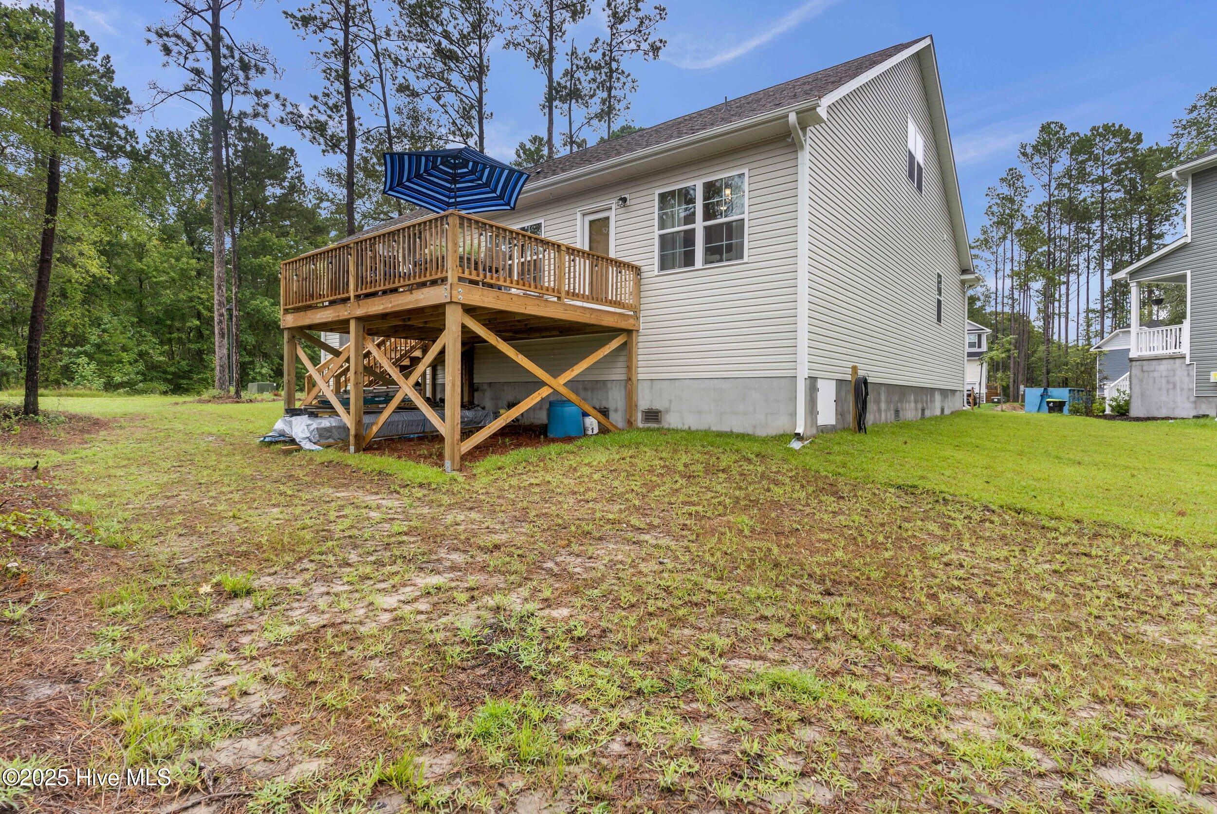 100524627 | Photo 23