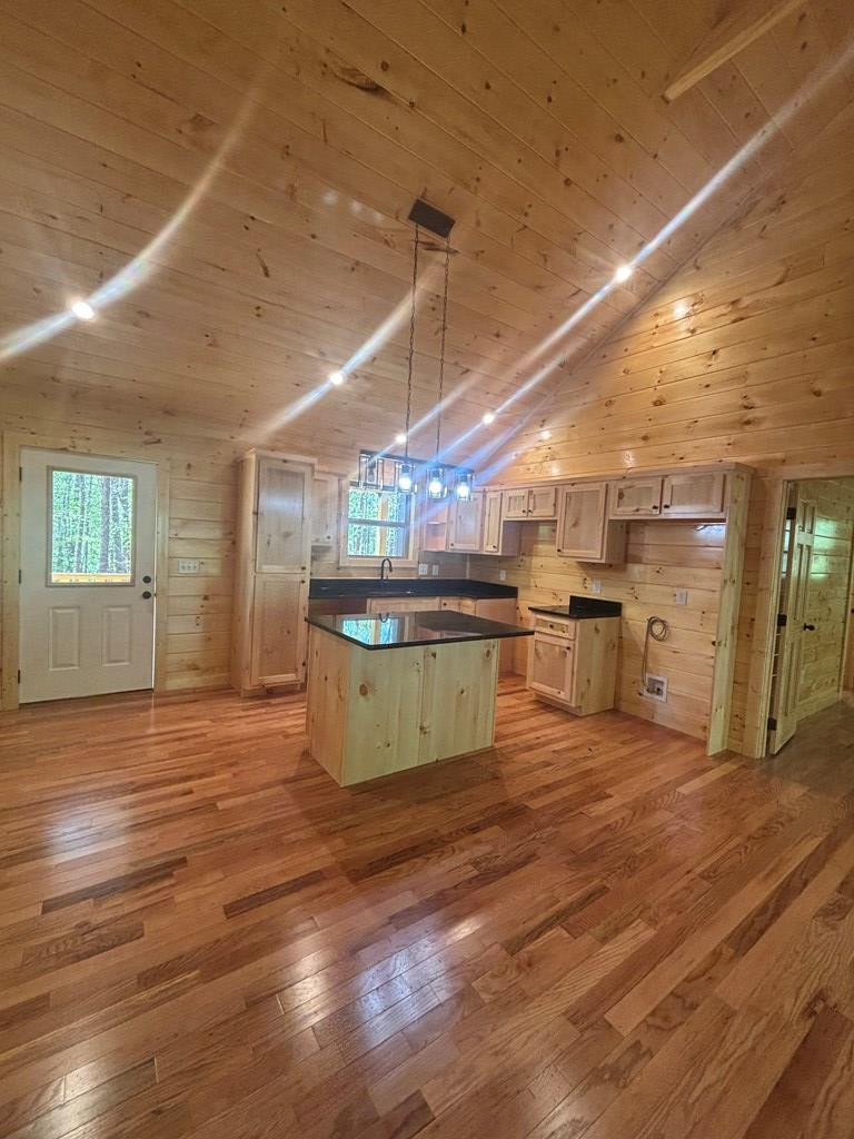 94 Noelles Pass, Murphy, NC 28906 Listing Photo  4