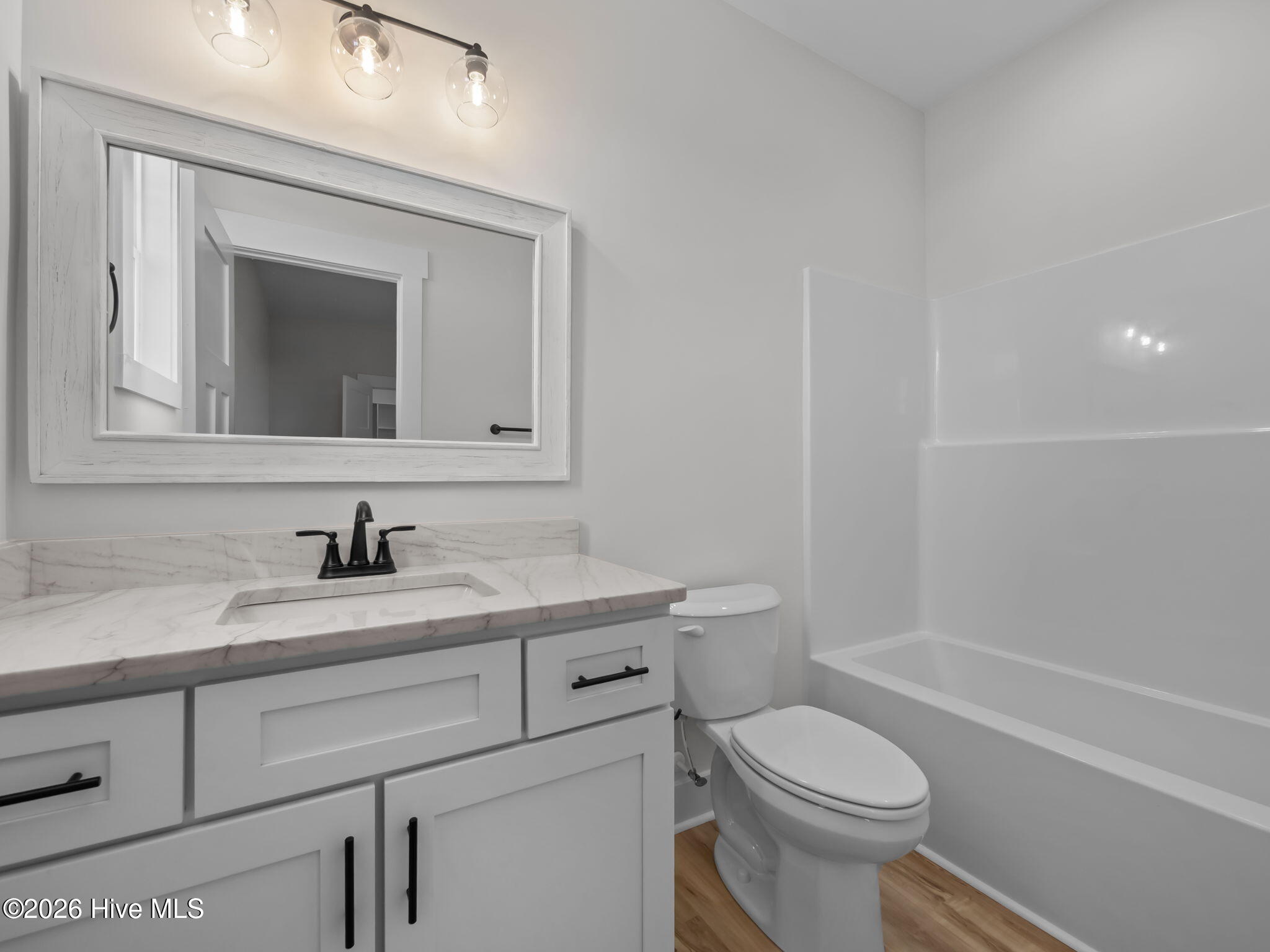 656 Fishermans Point,Newport