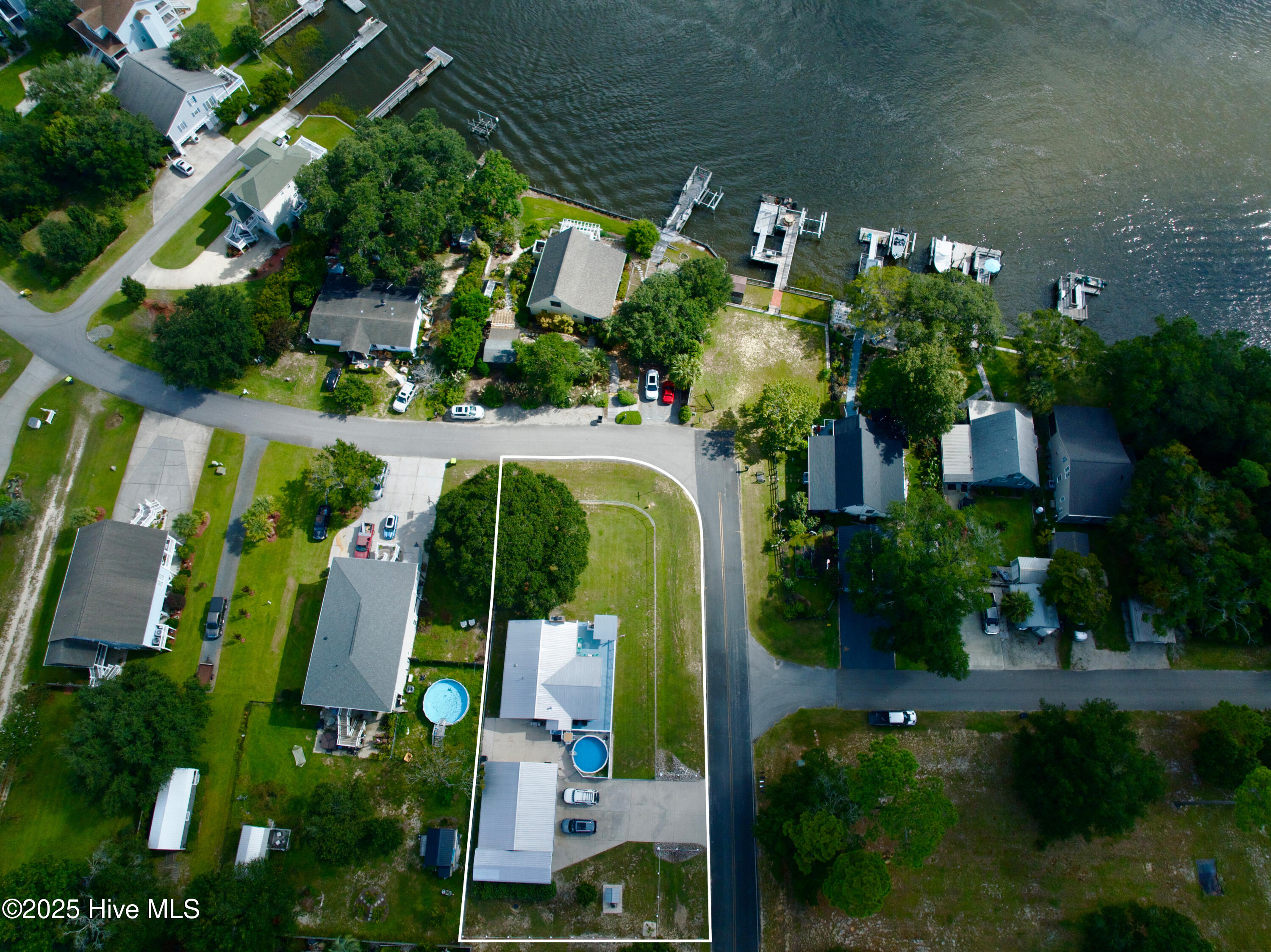 100539766 | Photo 31