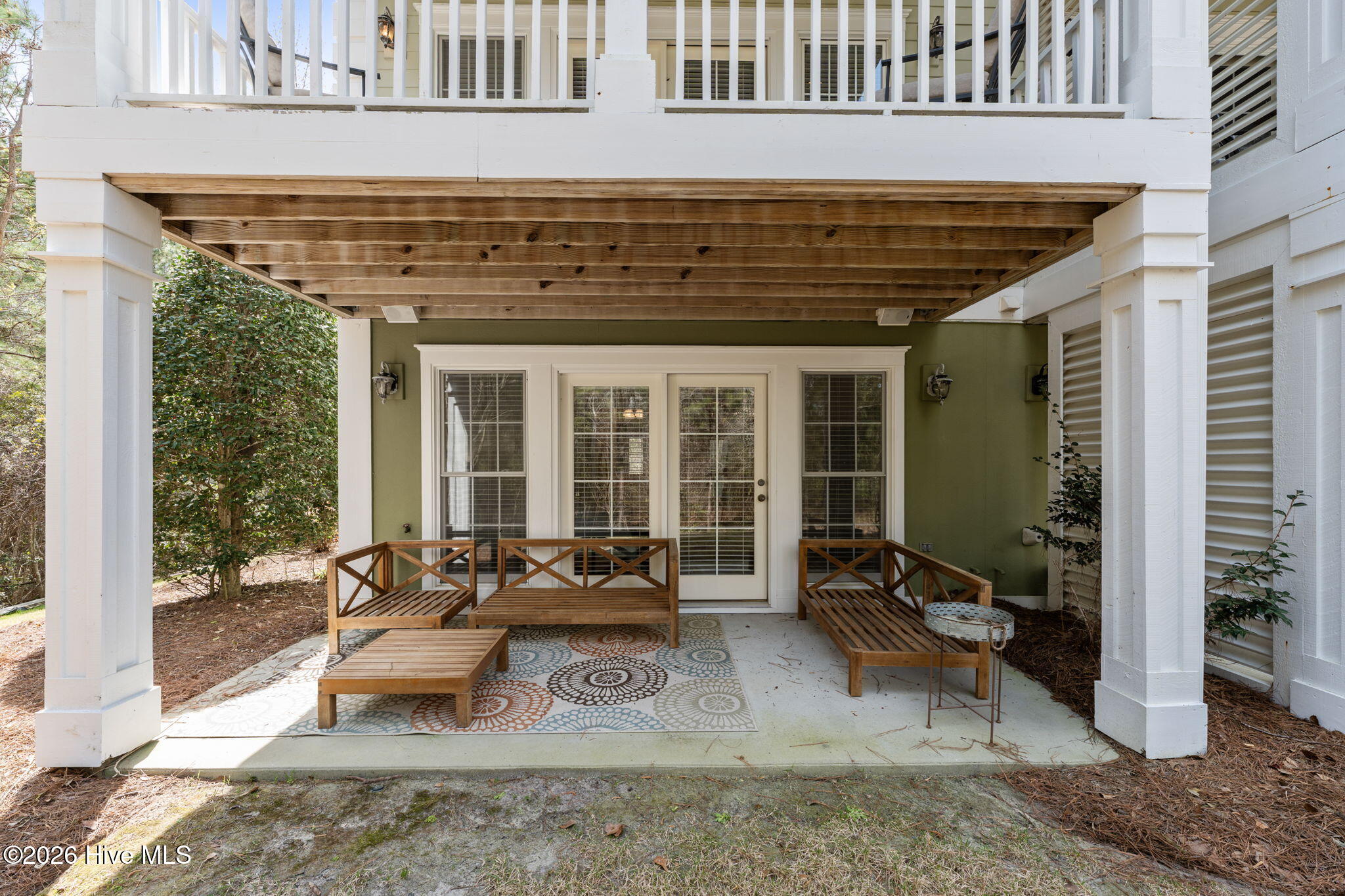 100564411 | Photo 36