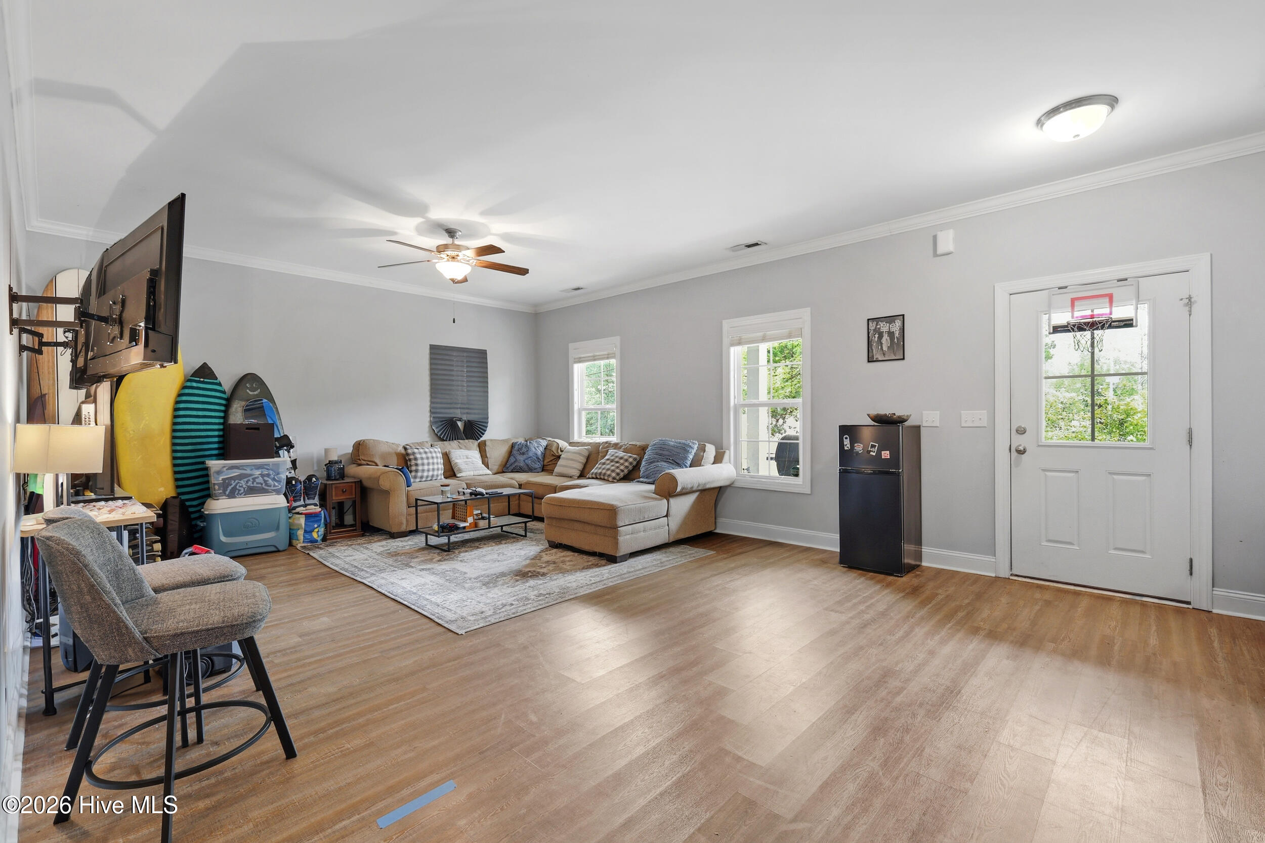 100566904 | Photo 14