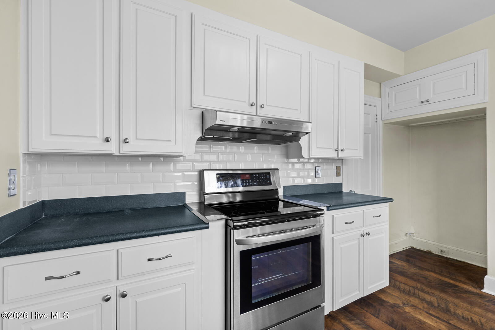 100557416 | Photo 20