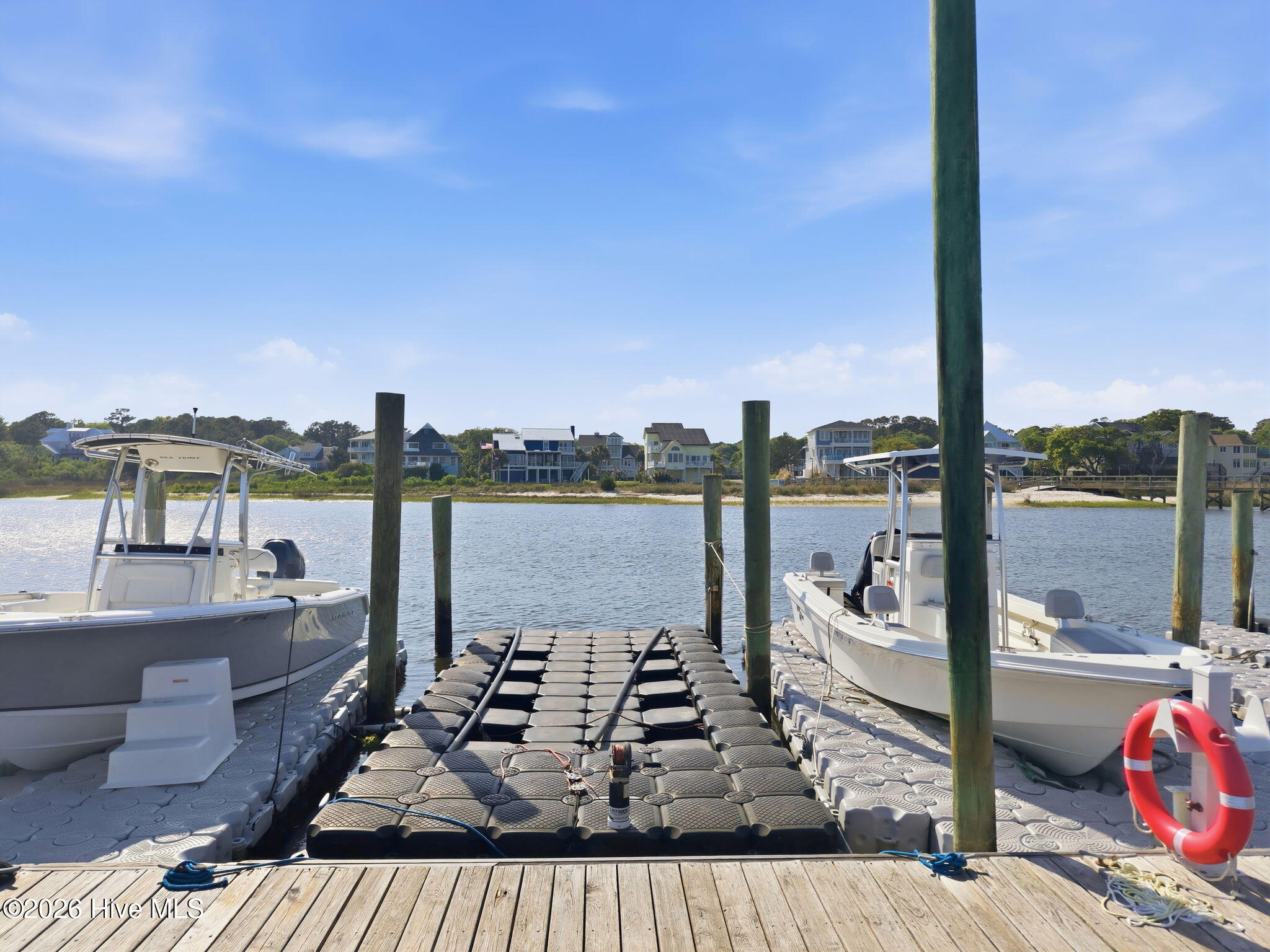 100569550 | Photo 12