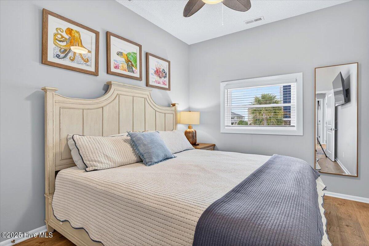 100530607 | Photo 11