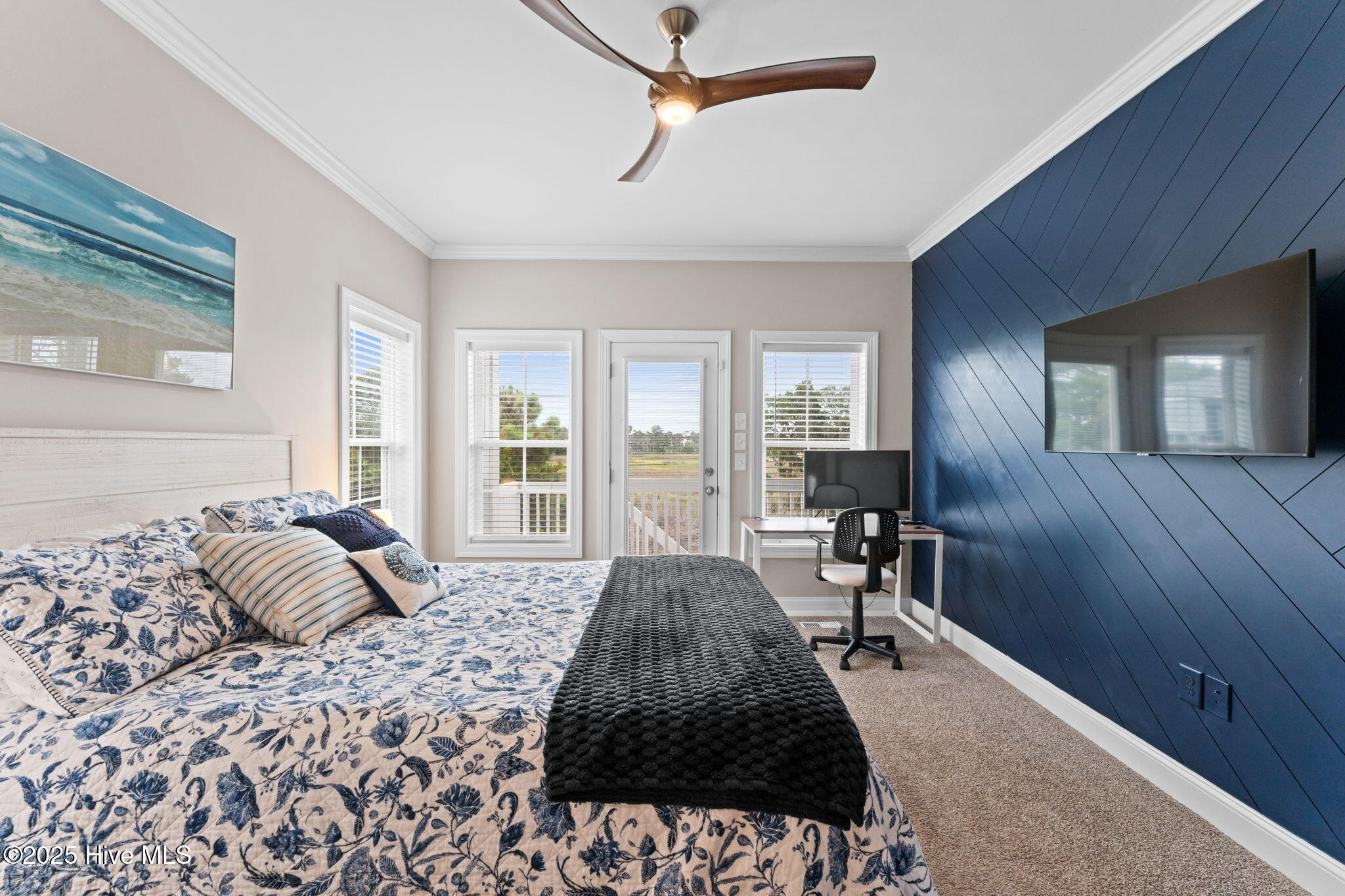 100532717 | Photo 27