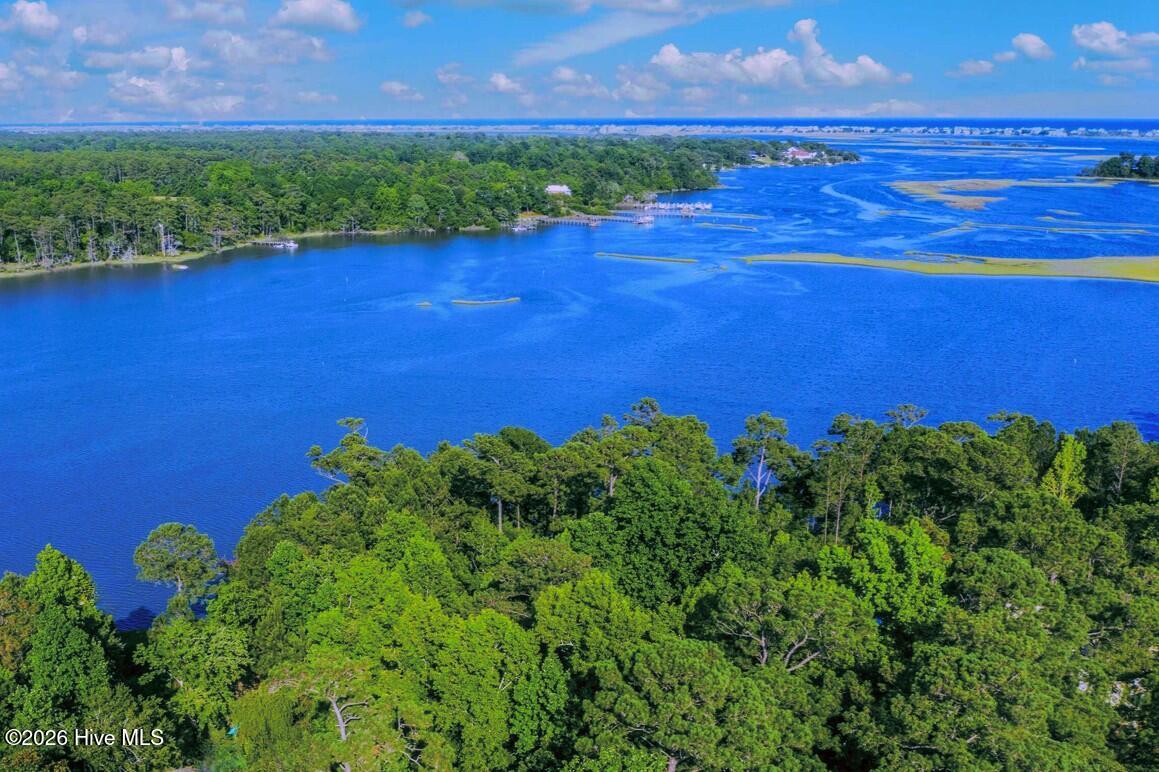 100568961 | Photo 87