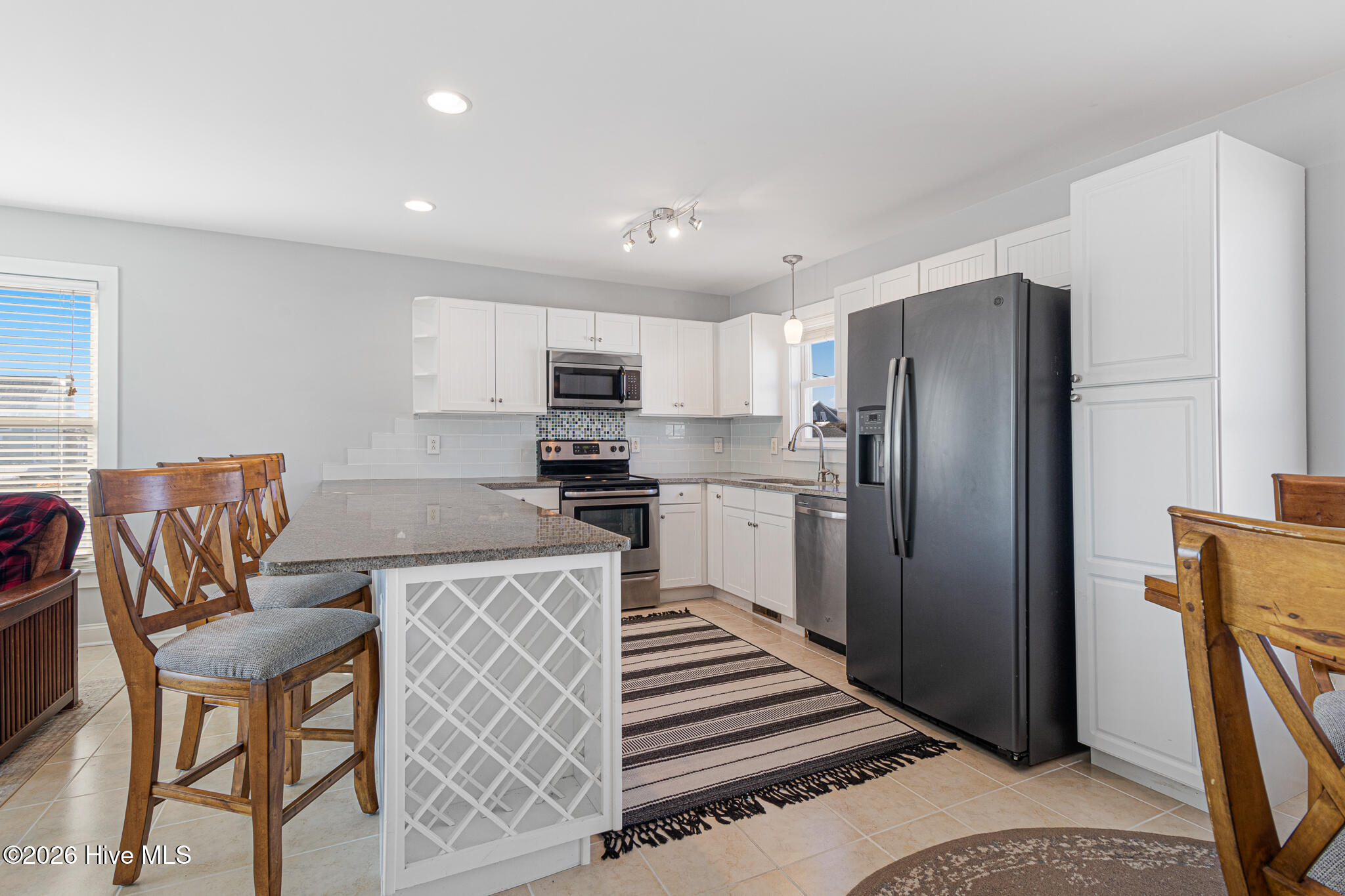 208 Beaufort Avenue 1,Atlantic Beach
