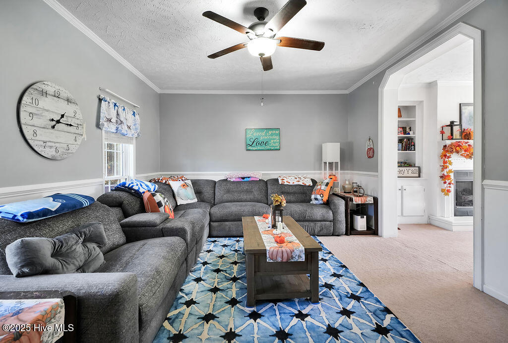 100537845 | Photo 24