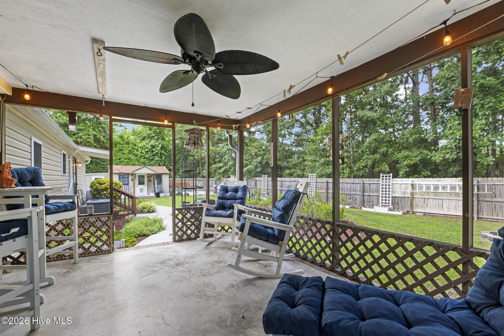 408 Quailridge Court,Peletier