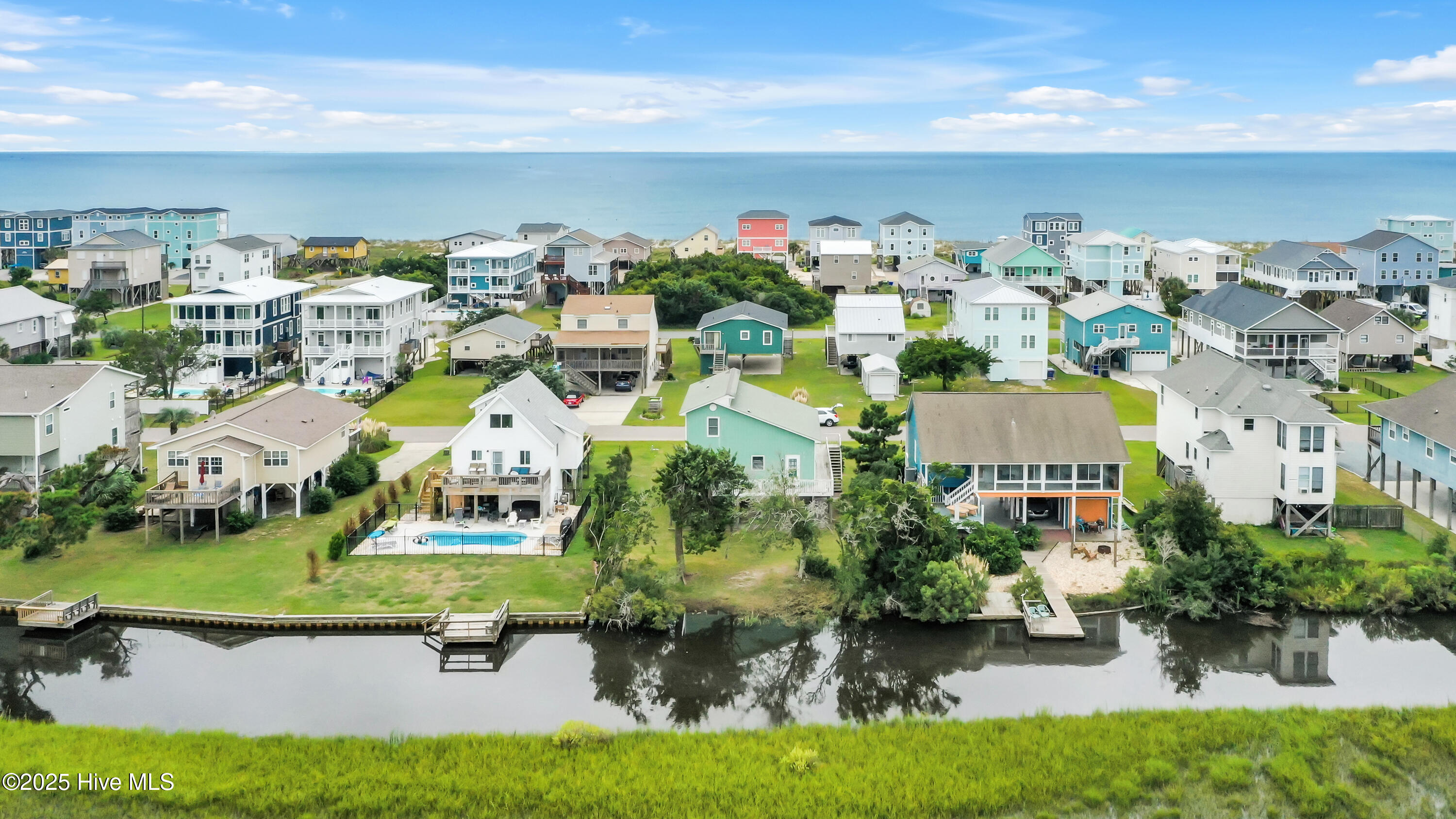 100530451 | Photo 40