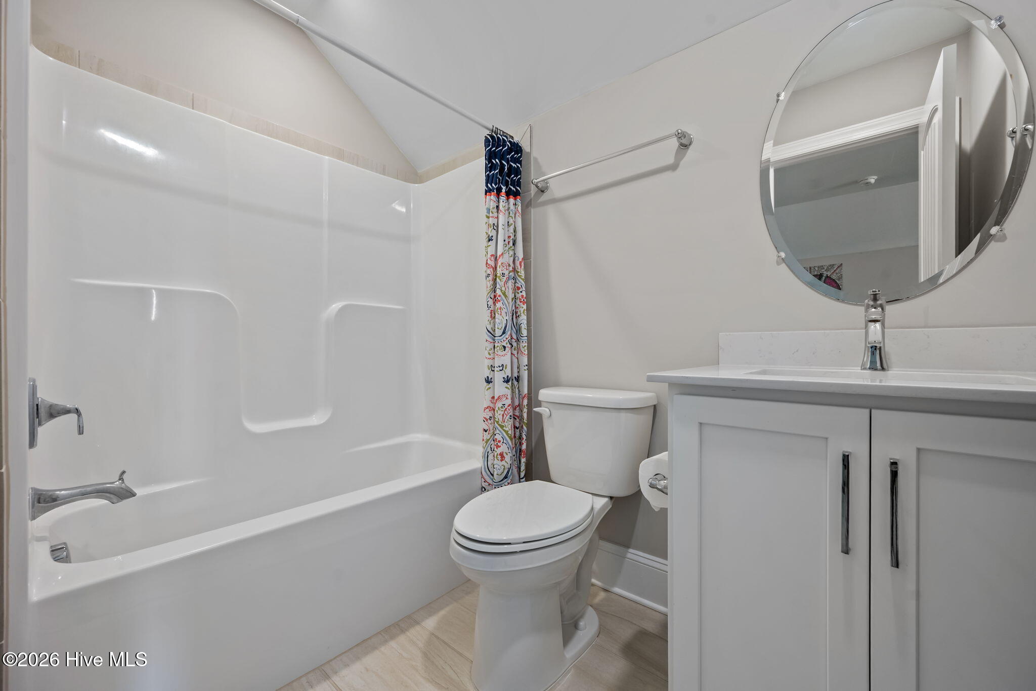 100564361 | Photo 50