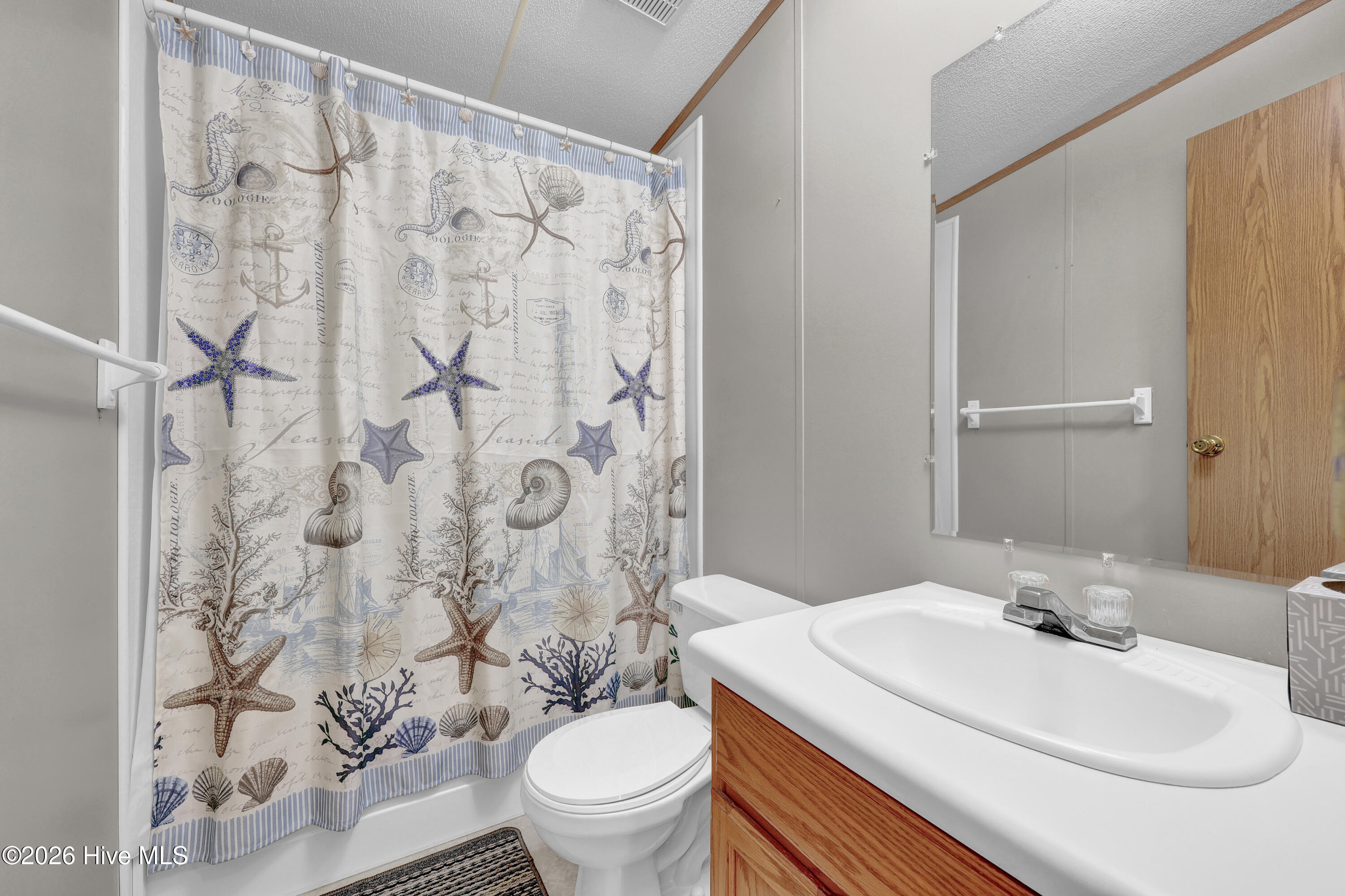 100564318 | Photo 26