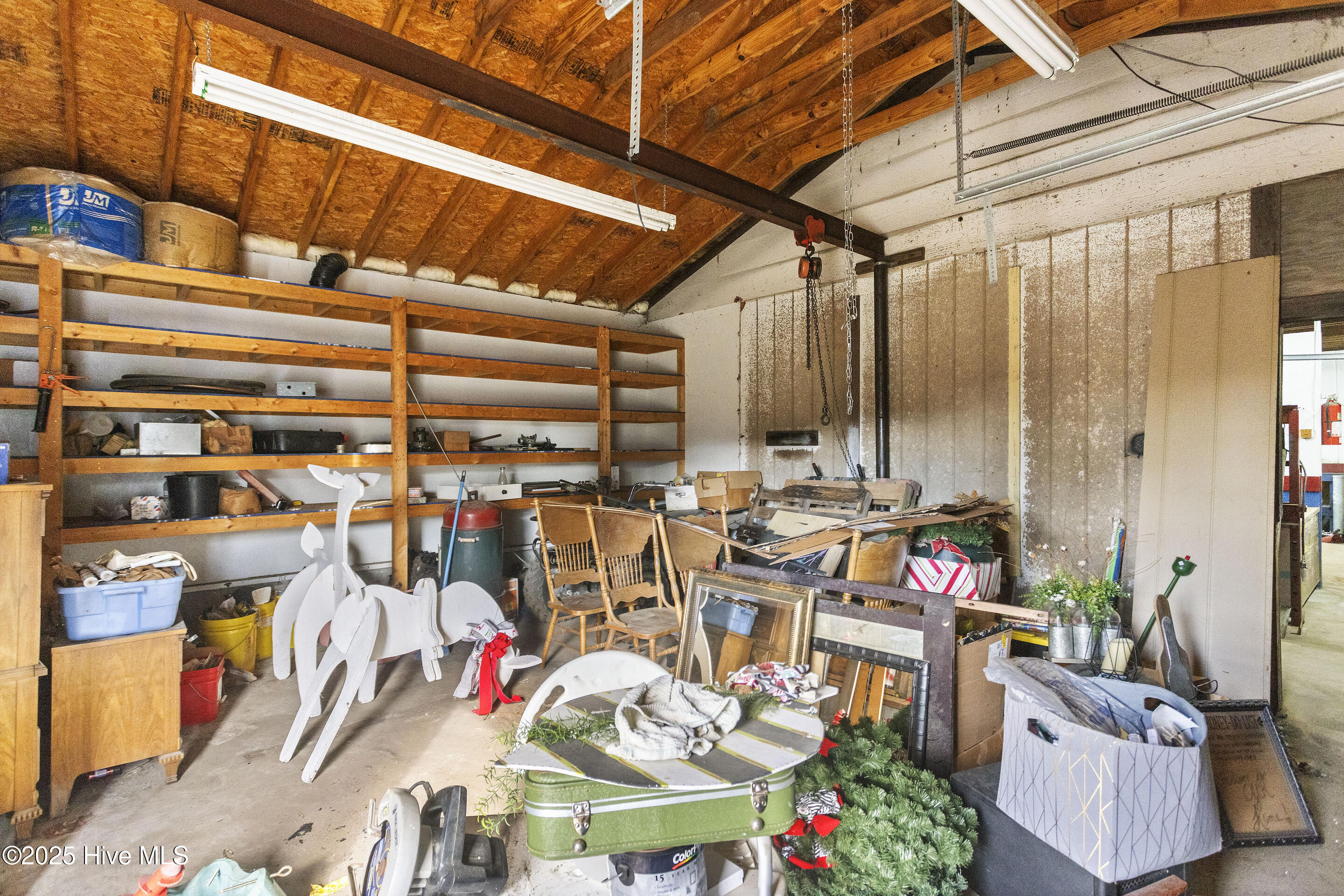 100481899 | Photo 29