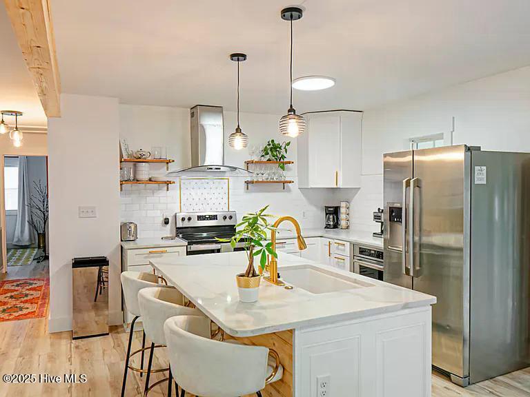 100541445 | Photo 34