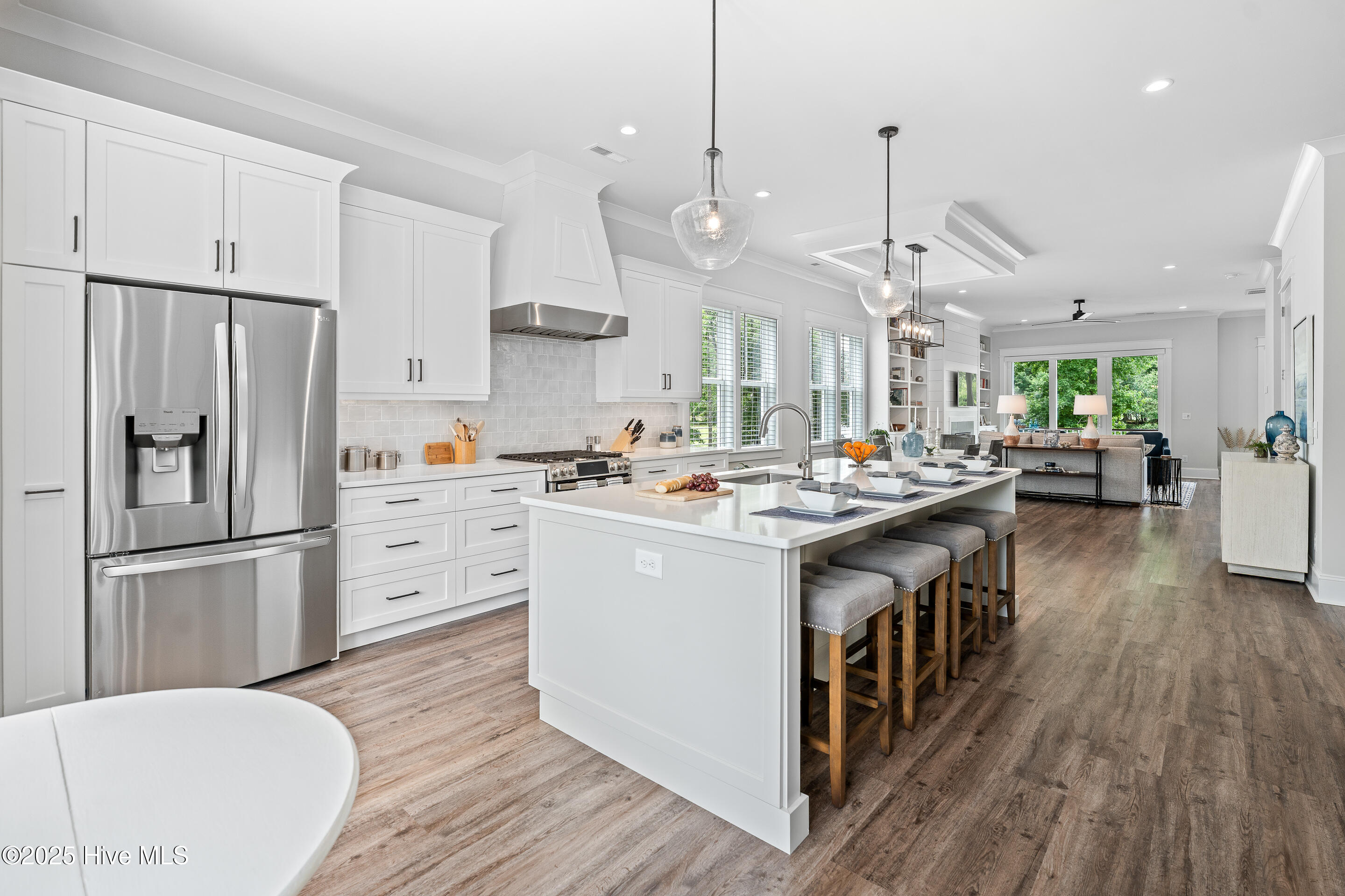 100516528 | Photo 17