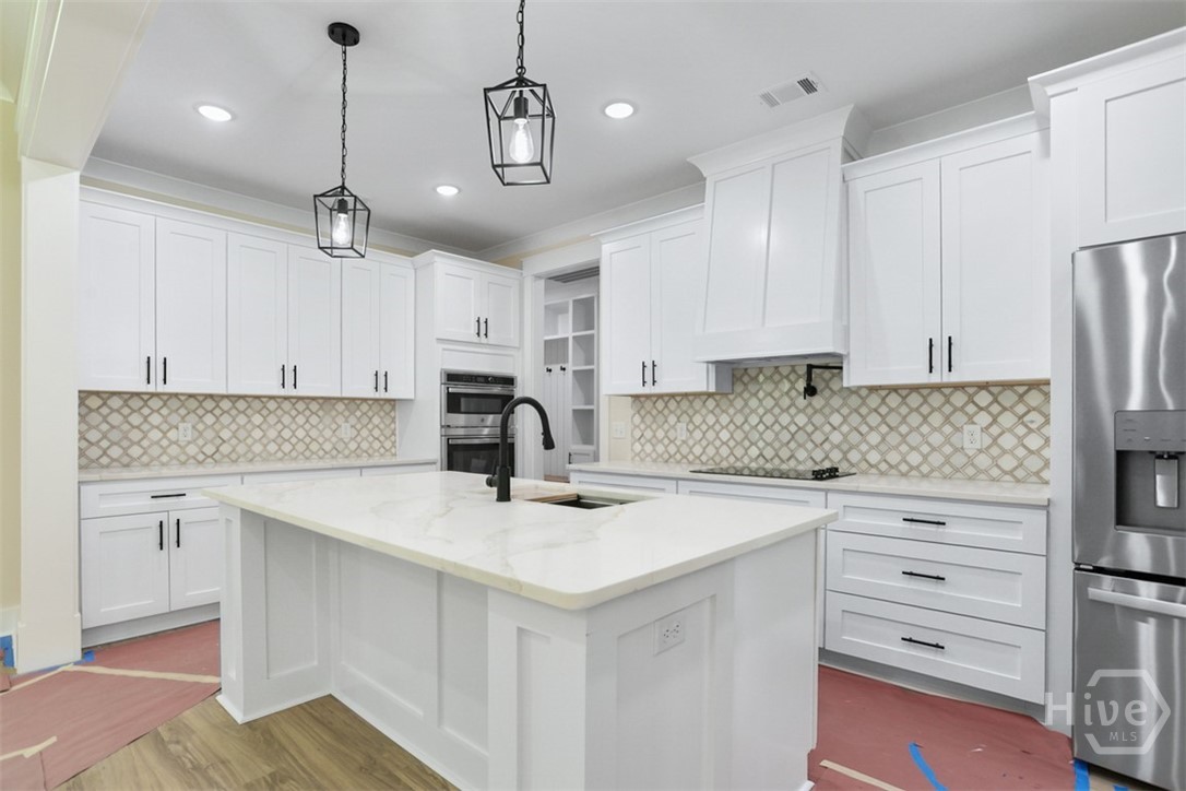 433 Exley Loop