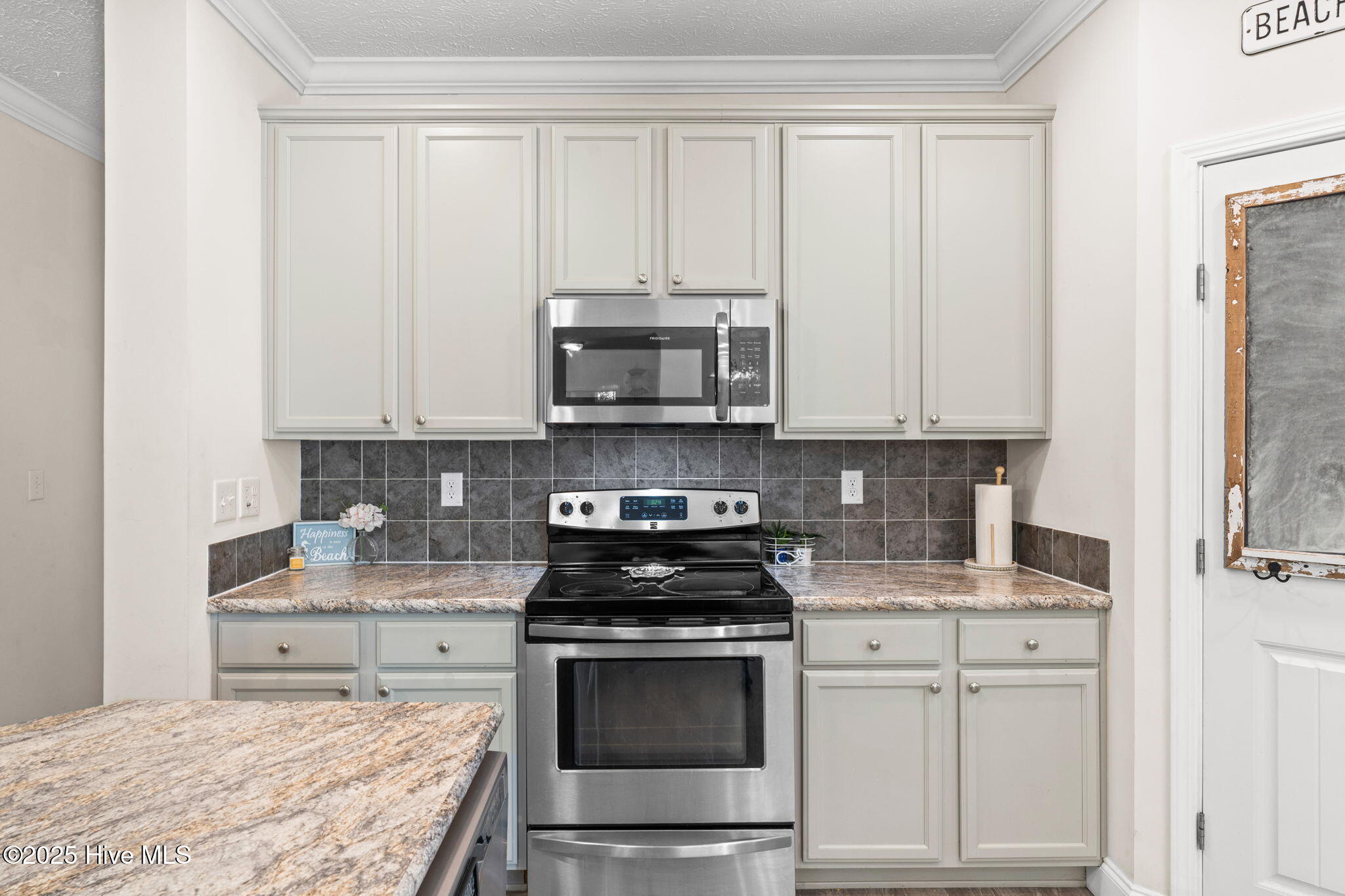 1686 Crane Road SW, Ocean Isle Beach, NC 28469 – photo 15: 23-web-or-mls-CAMMediaLLC.com CR-4
