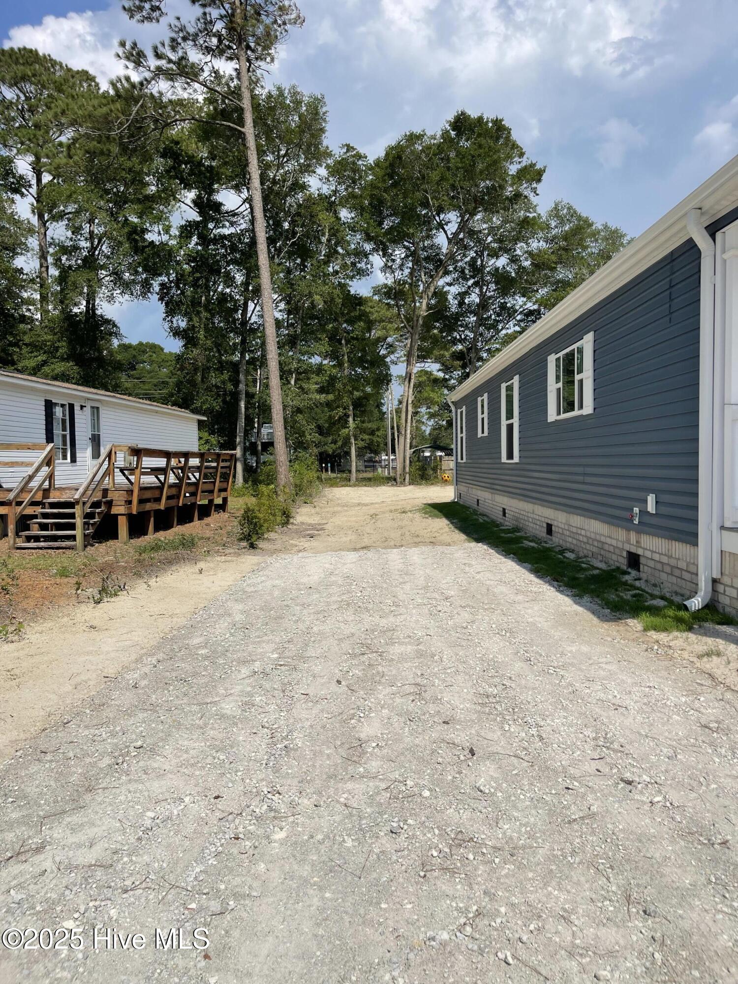 100509336 | Photo 22