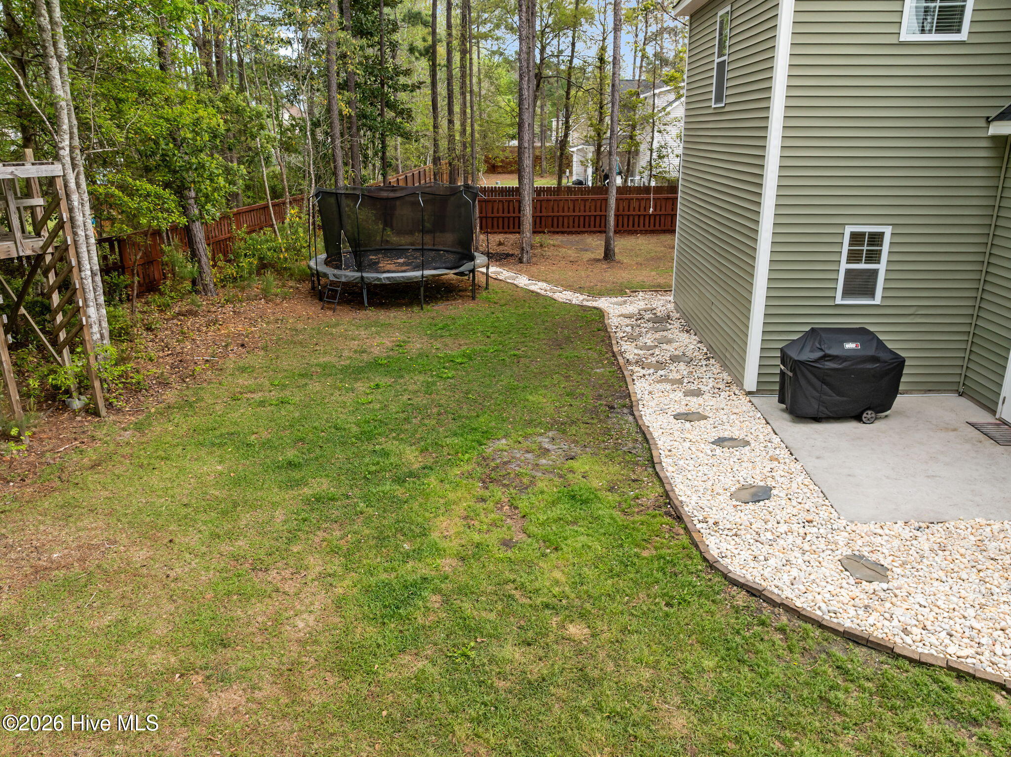 100565759 | Photo 39