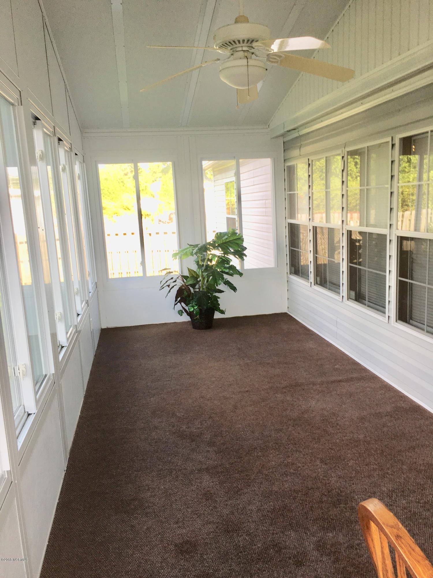 Enclosed sunporch