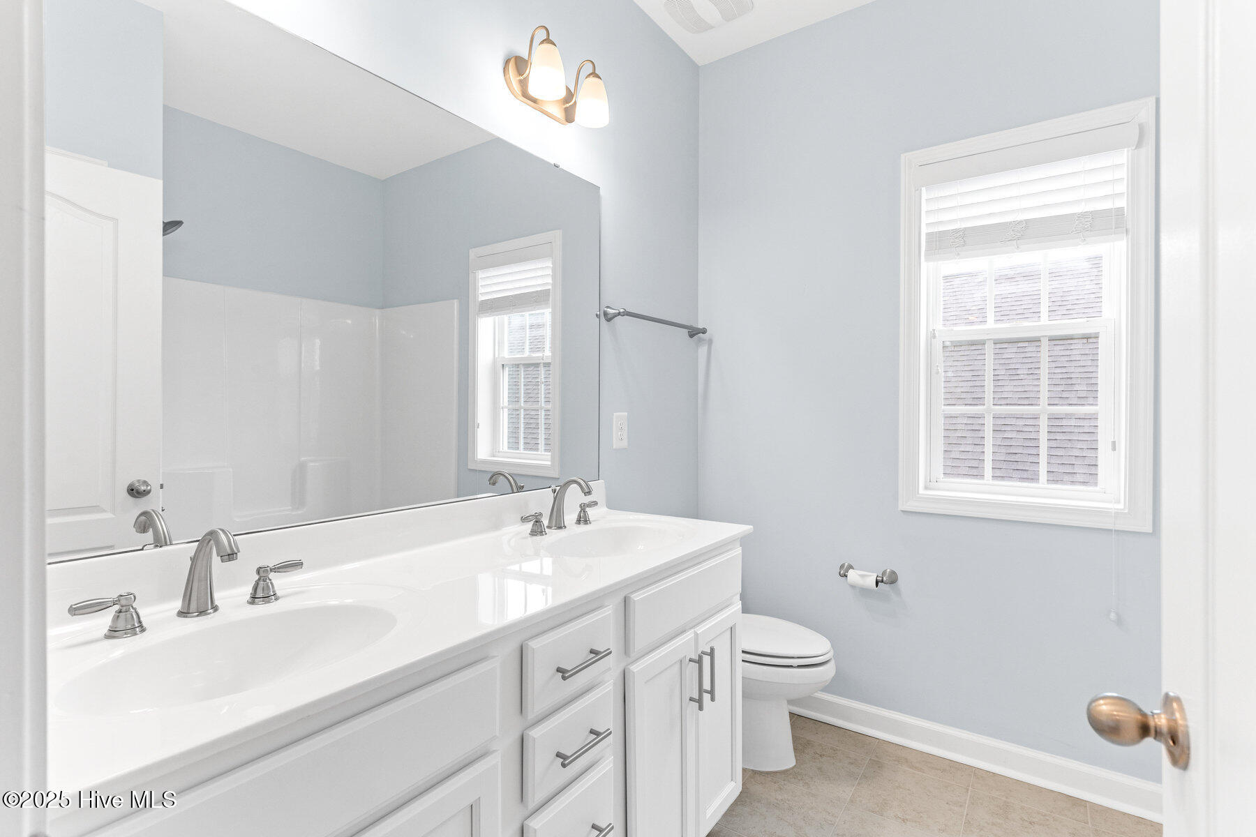 100538755 | Photo 39