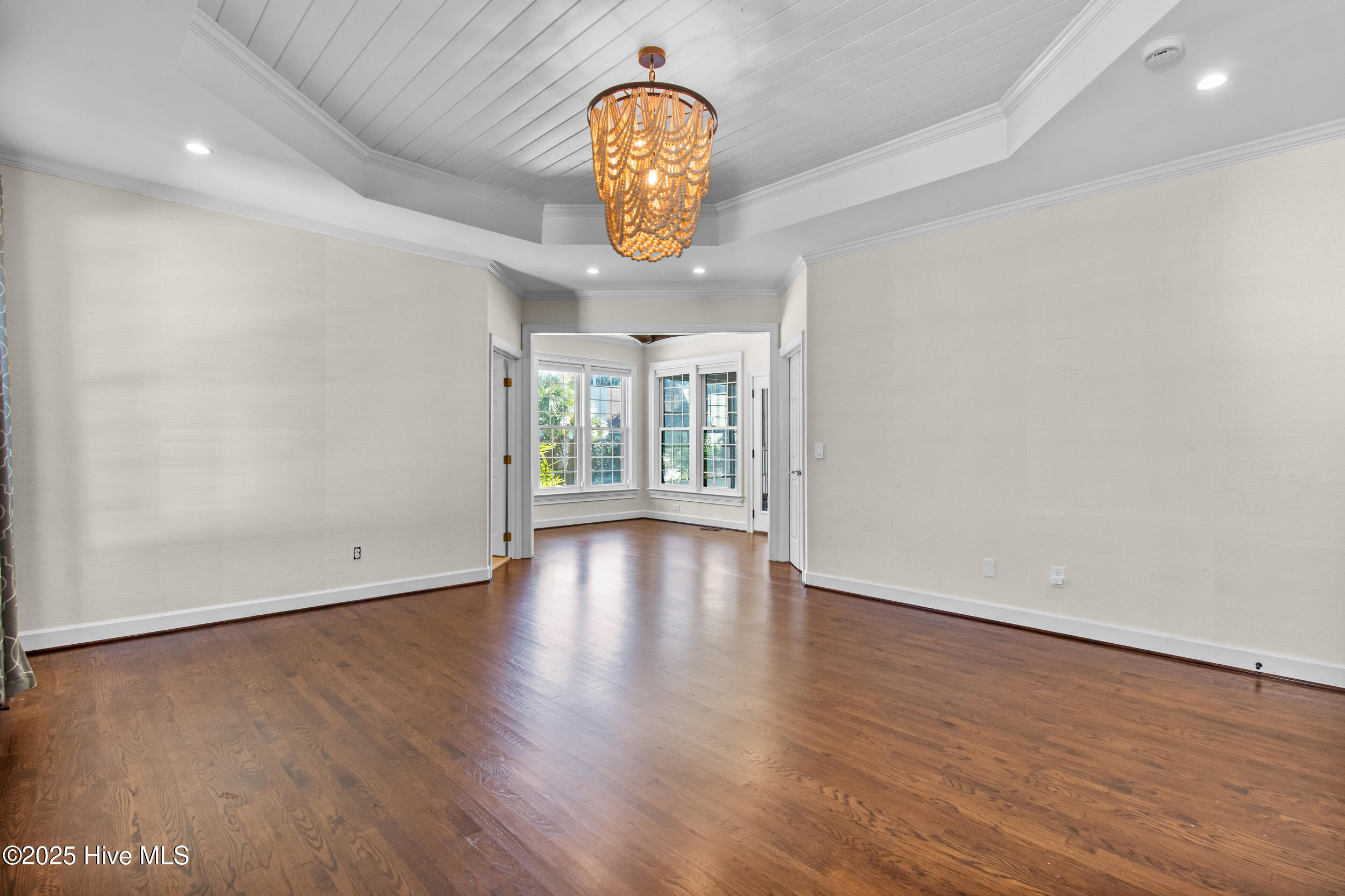 100538758 | Photo 22