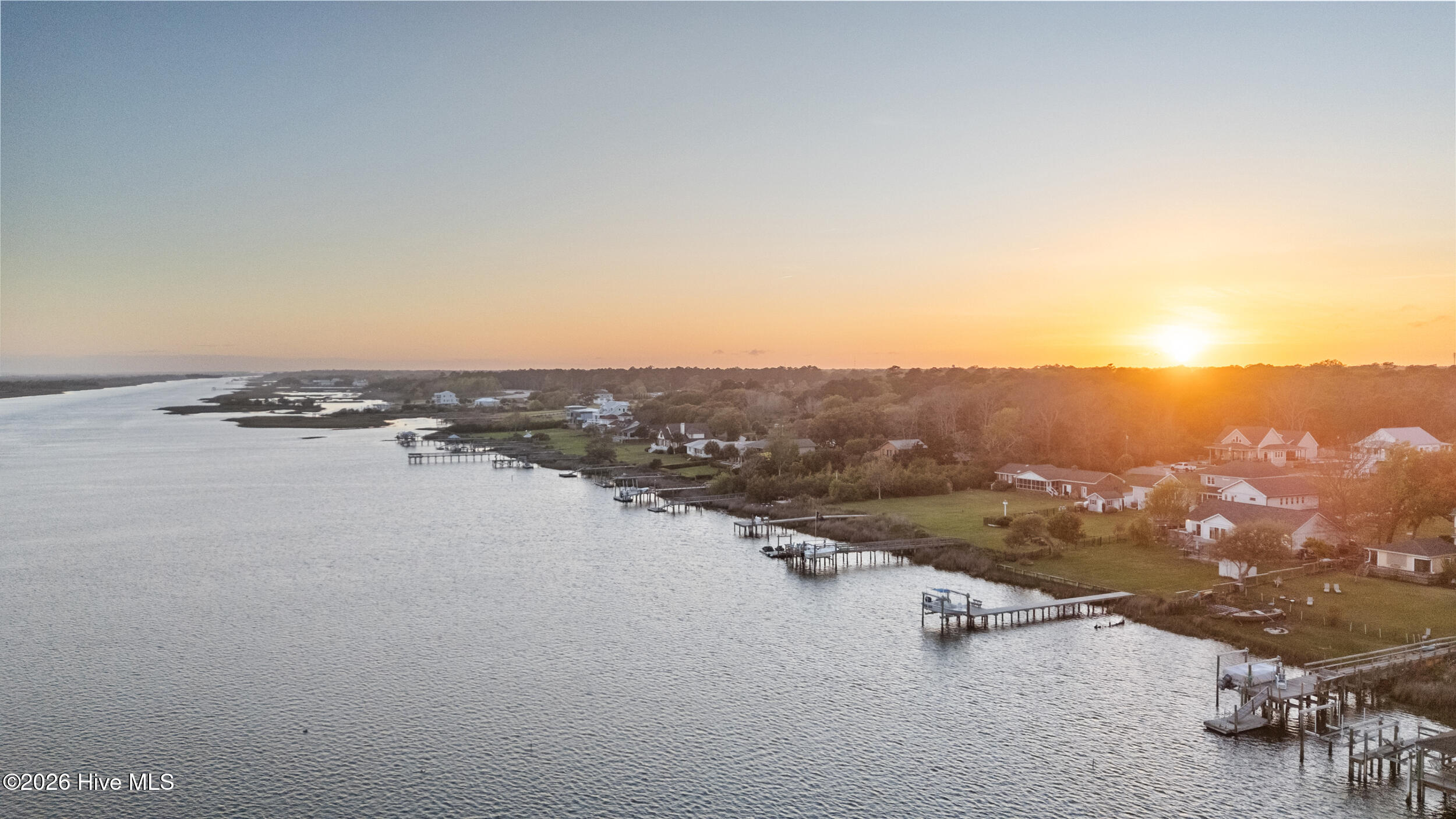 100567542 | Photo 104