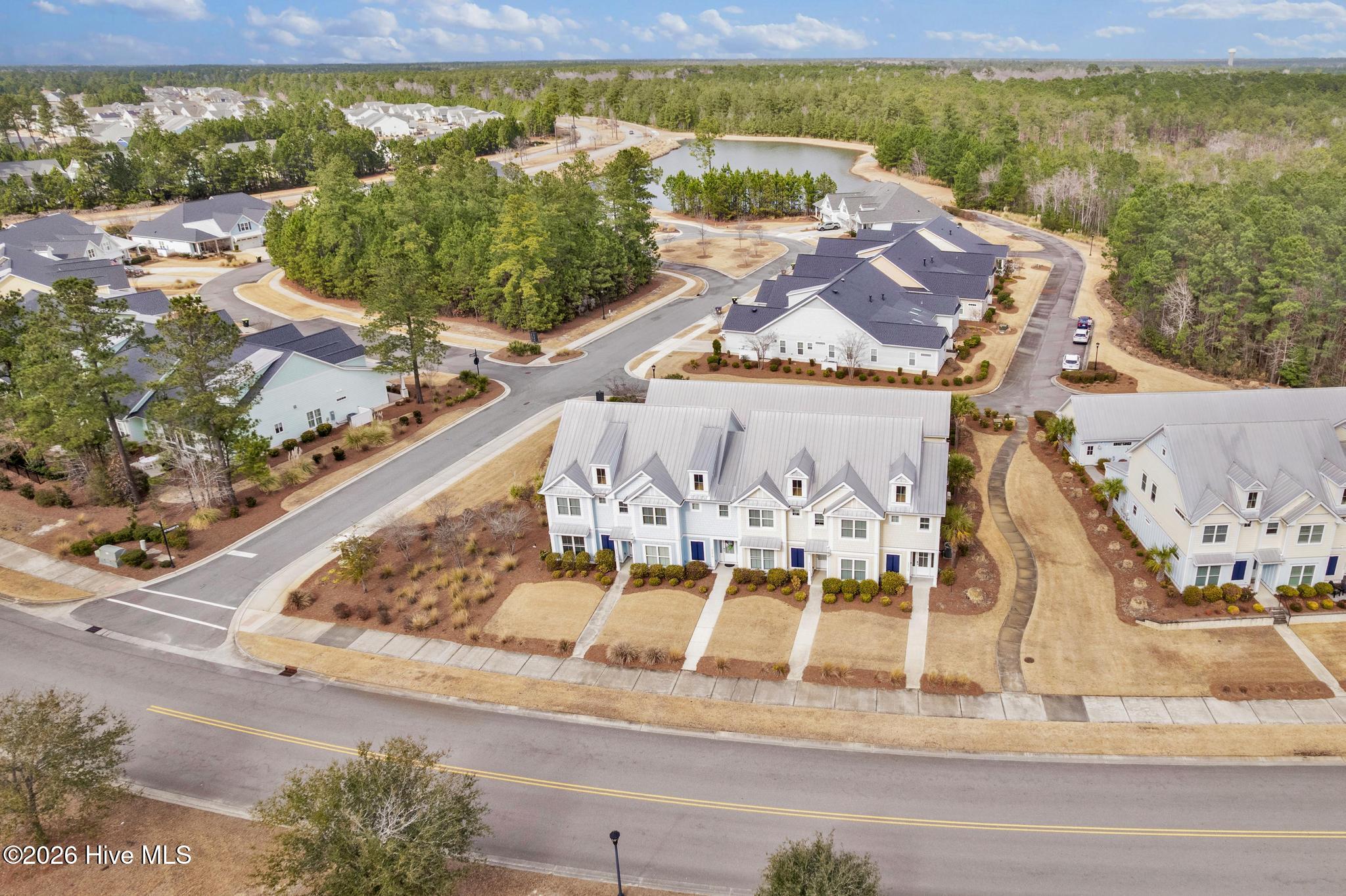 100556284 | Photo 38