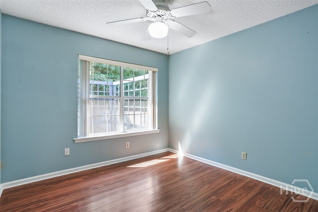 109 Bobstay Court