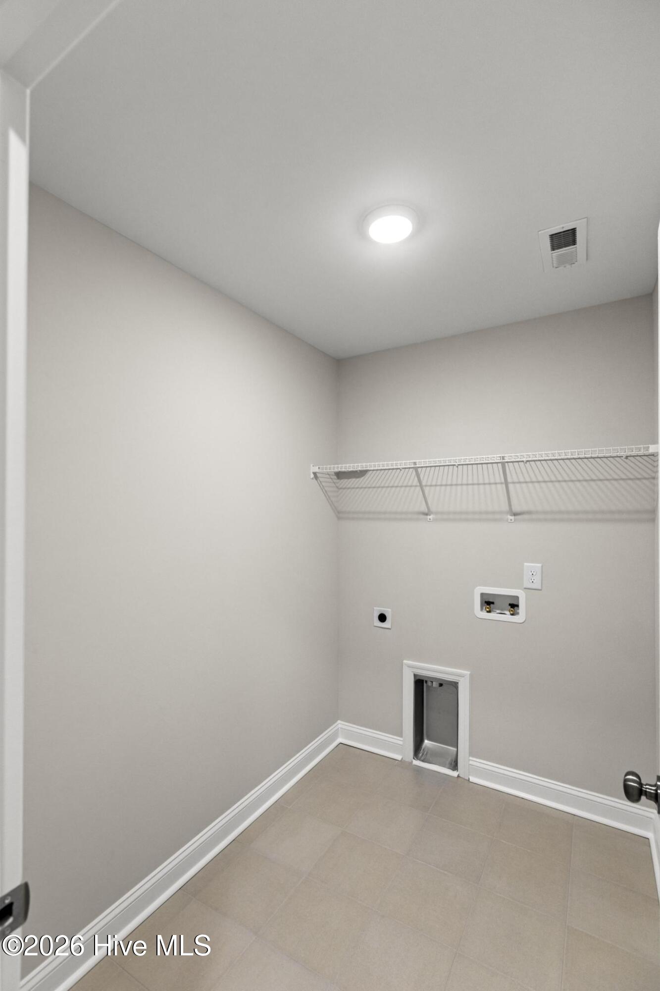 100516178 | Photo 19