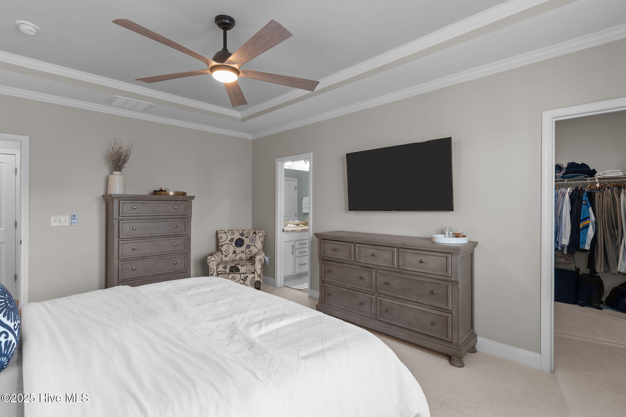 100531839 | Photo 37