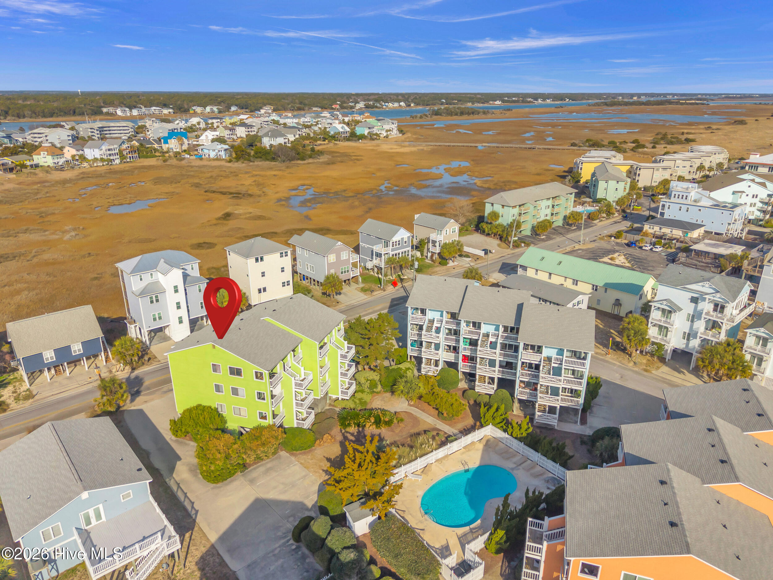 100550686 | Photo 31