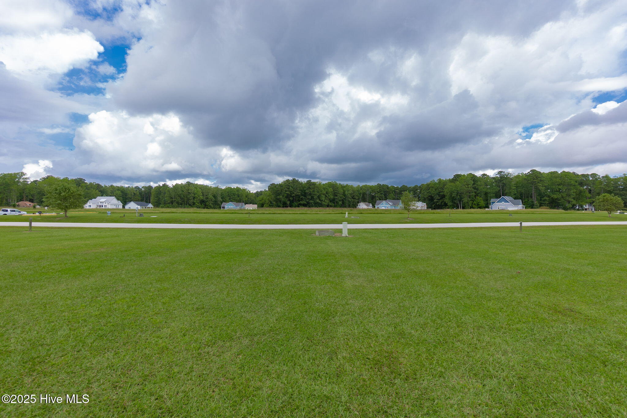 341 W Burton Farm Drive,Minnesott Beach