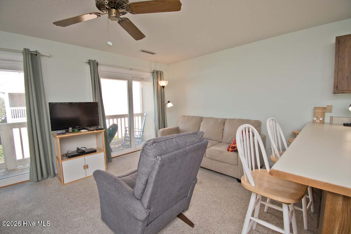 9201 Coast Guard Road UNIT F 210, Emerald Isle, NC, 28594