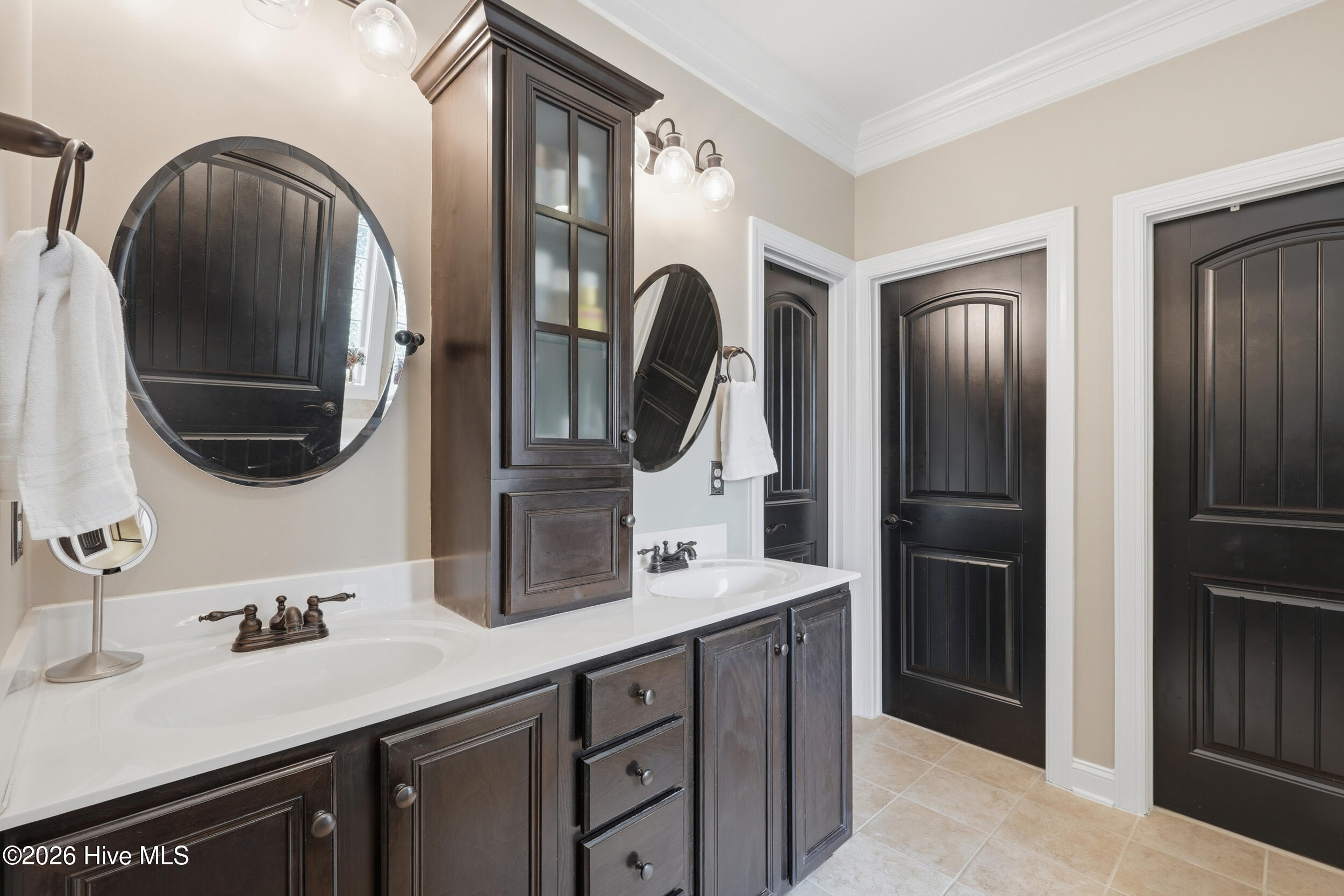 100551970 | Photo 36