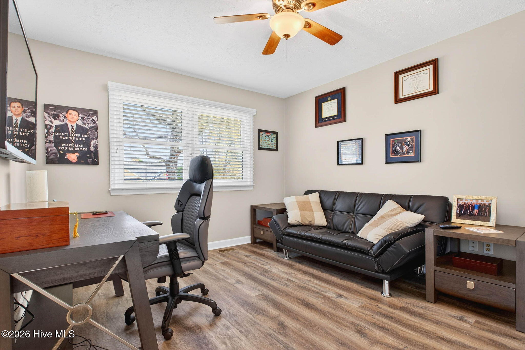 100563567 | Photo 20