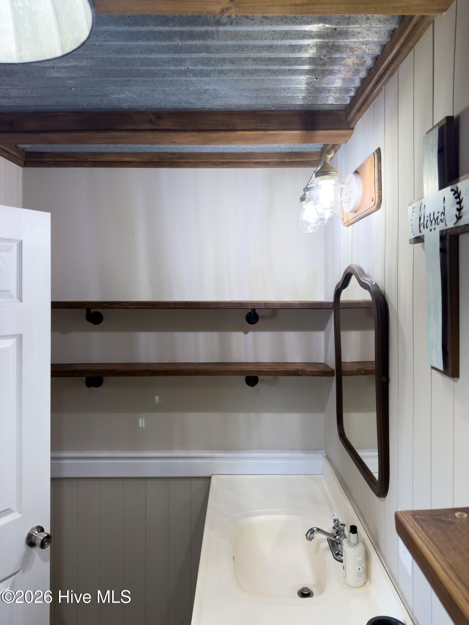 100555507 | Photo 28