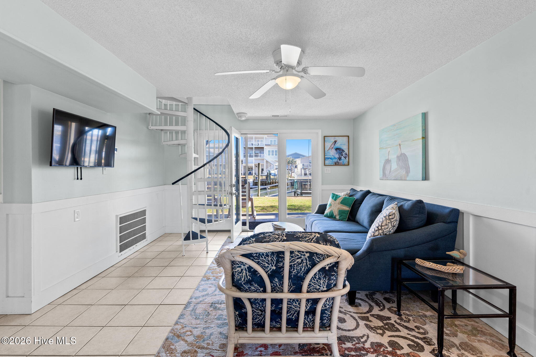 100549664 | Photo 23