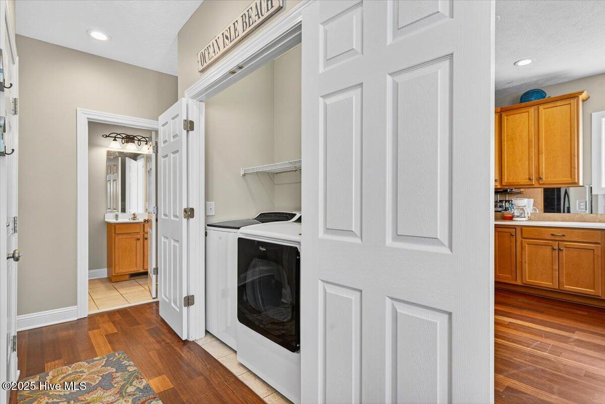 100529762 | Photo 12