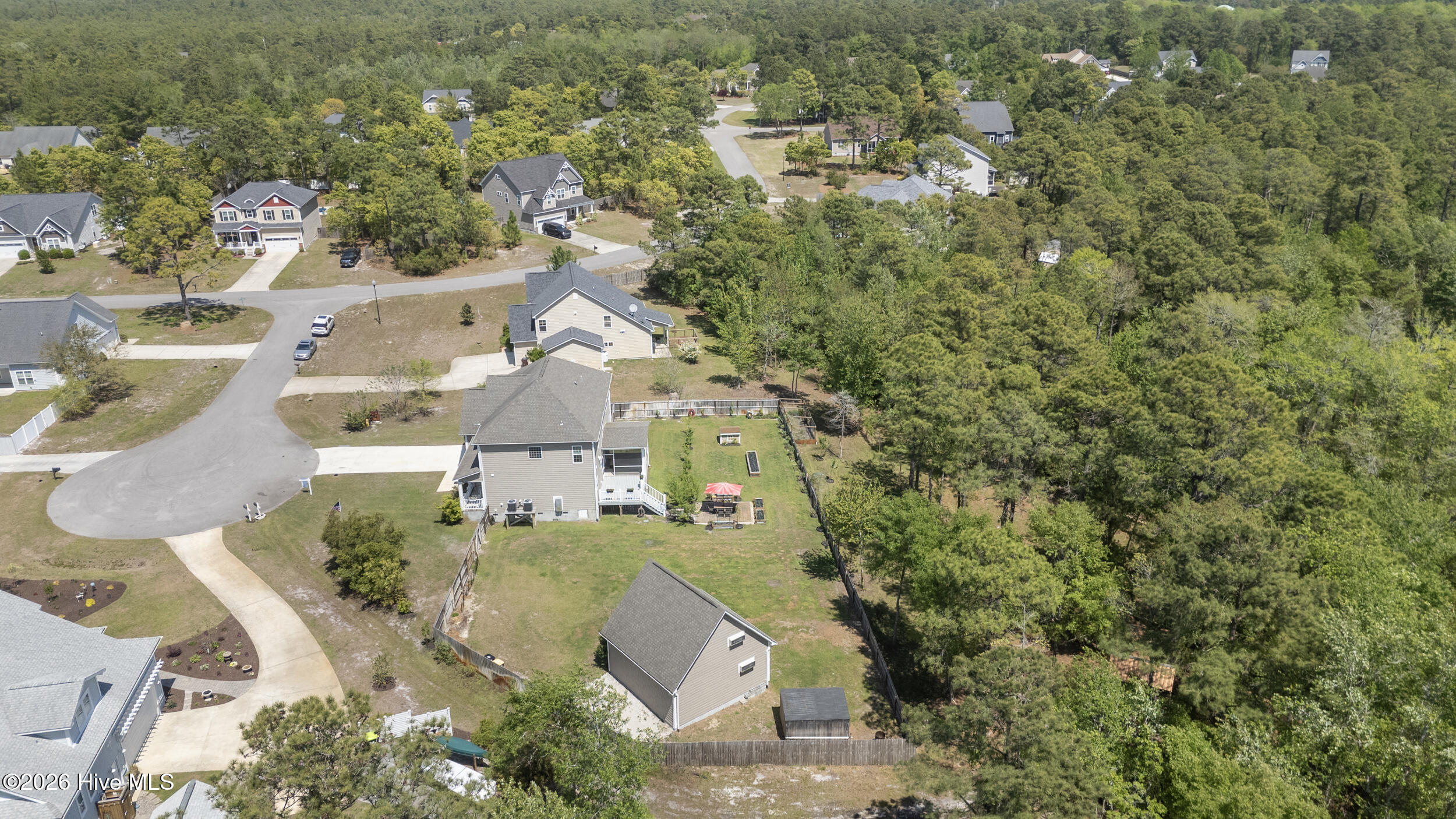 100567962 | Photo 17