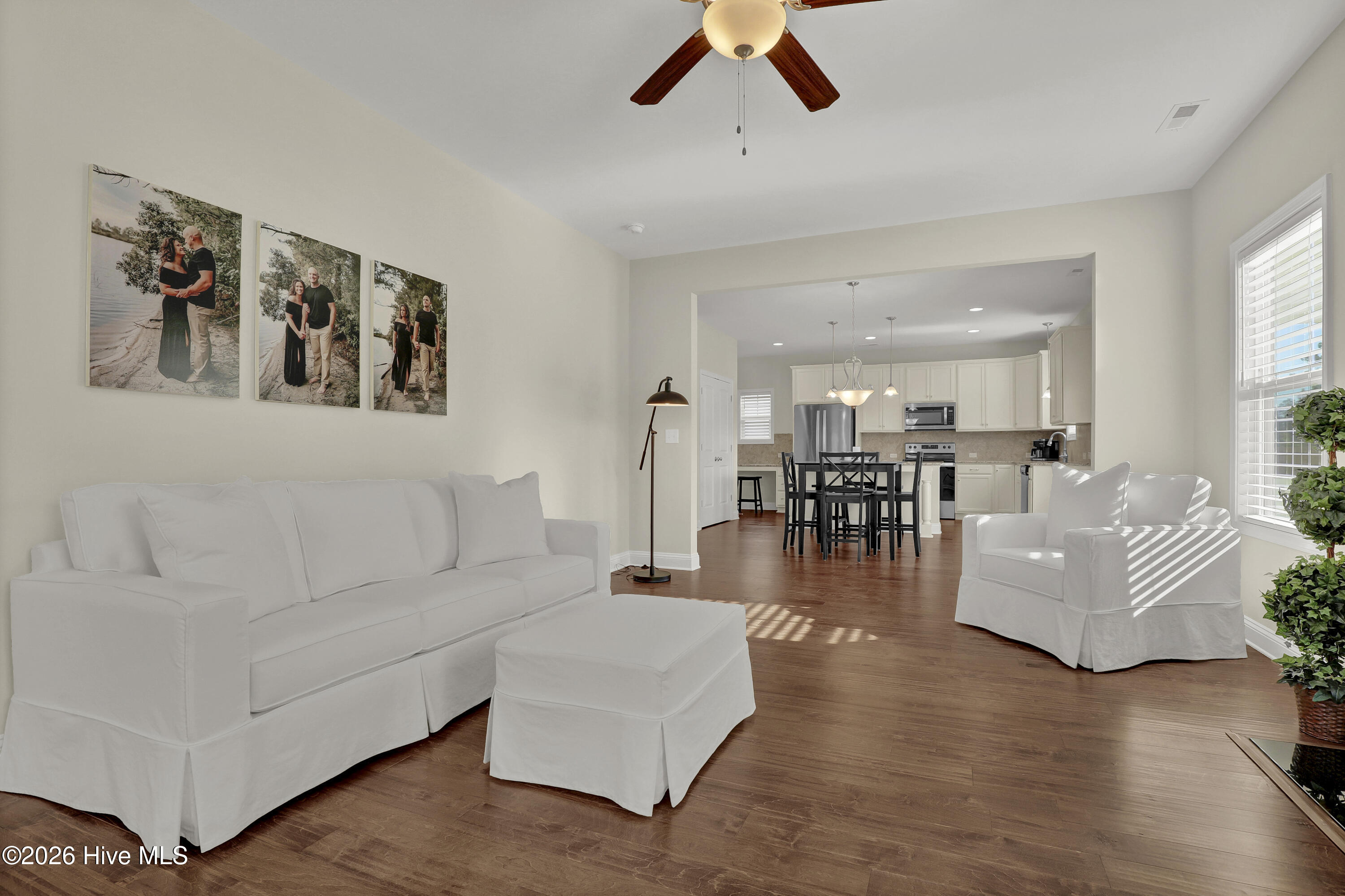 100550912 | Photo 13