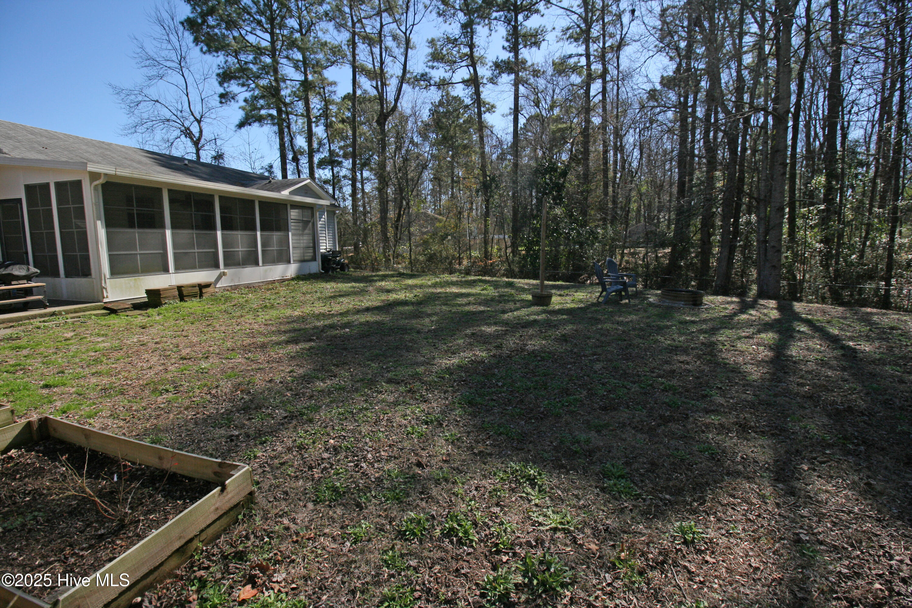 100550449 | Photo 23